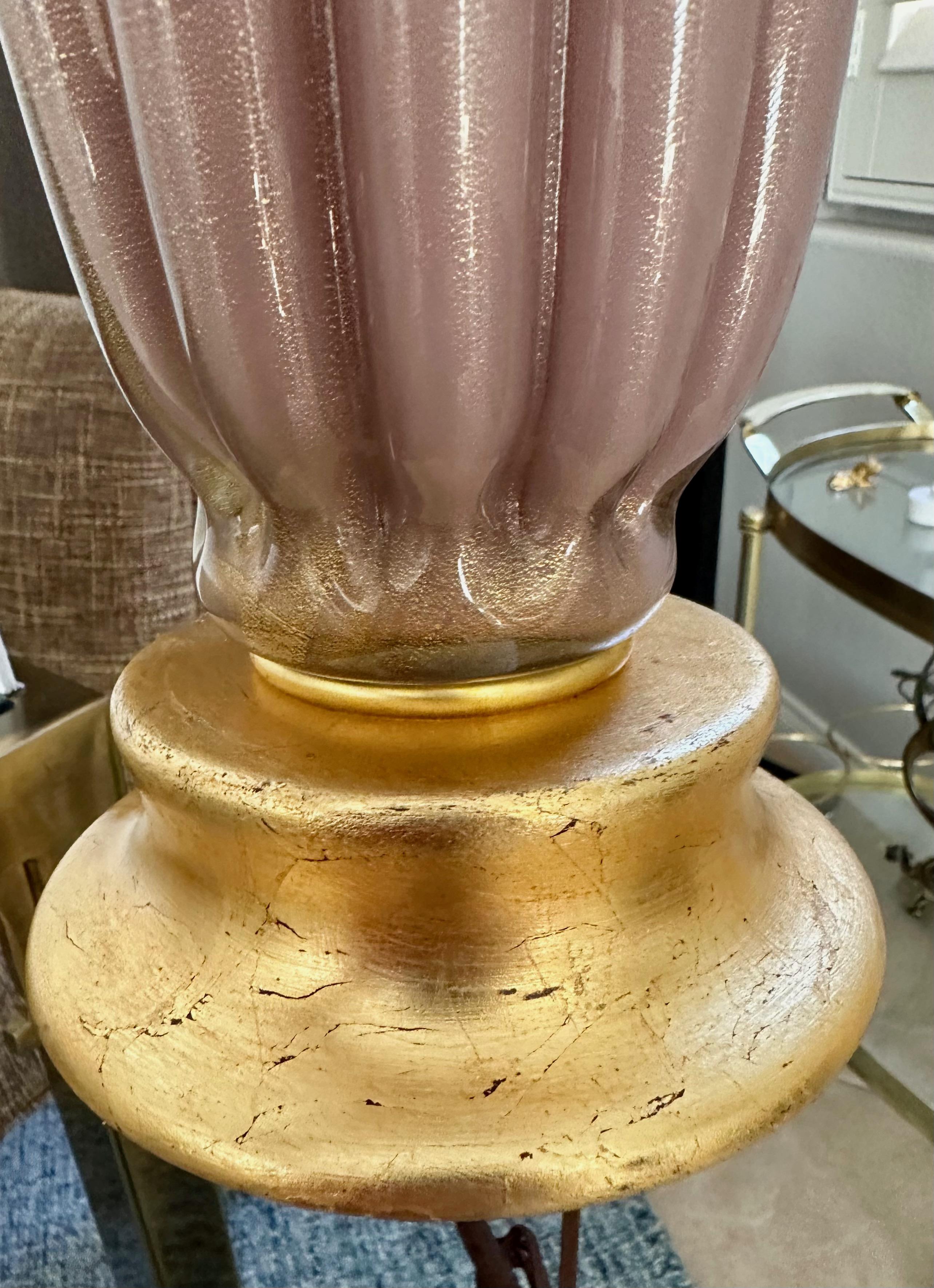 Murano Italian Pink Mauve Ribbed Glass Table Lamp For Sale 1