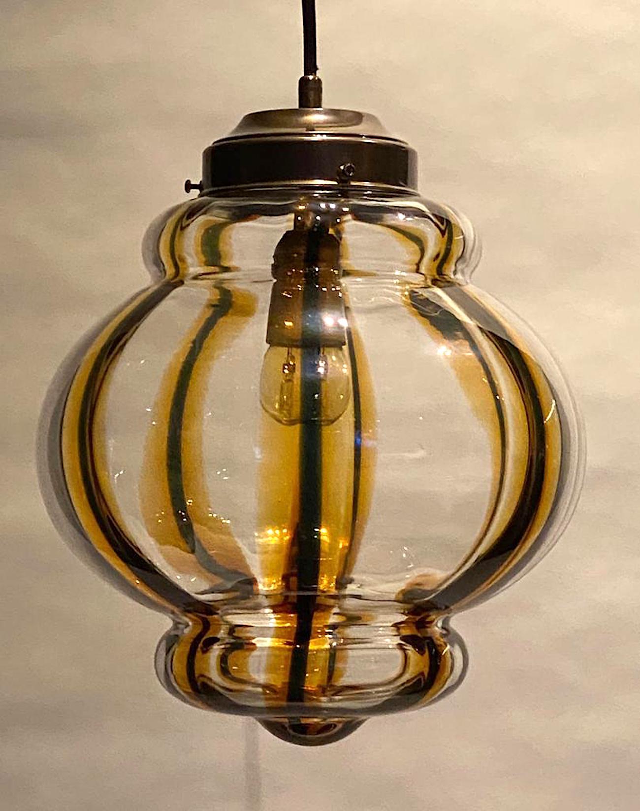 Murano Italy 1970s Hand Blown Glass Shade Pendant Light In Good Condition In New York, NY
