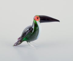 Murano, Italy. A collection of three miniature glass bird figurines.
