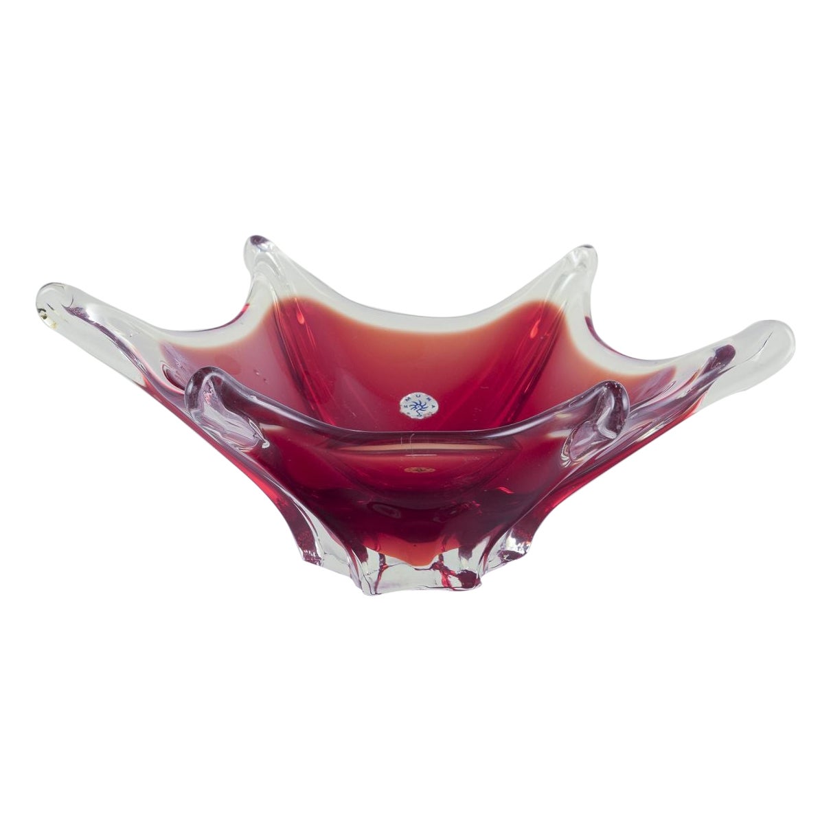 Murano, Italia. Ciotola in vetro artistico in rosso scuro e vetro trasparente. Forma esagonale. in vendita