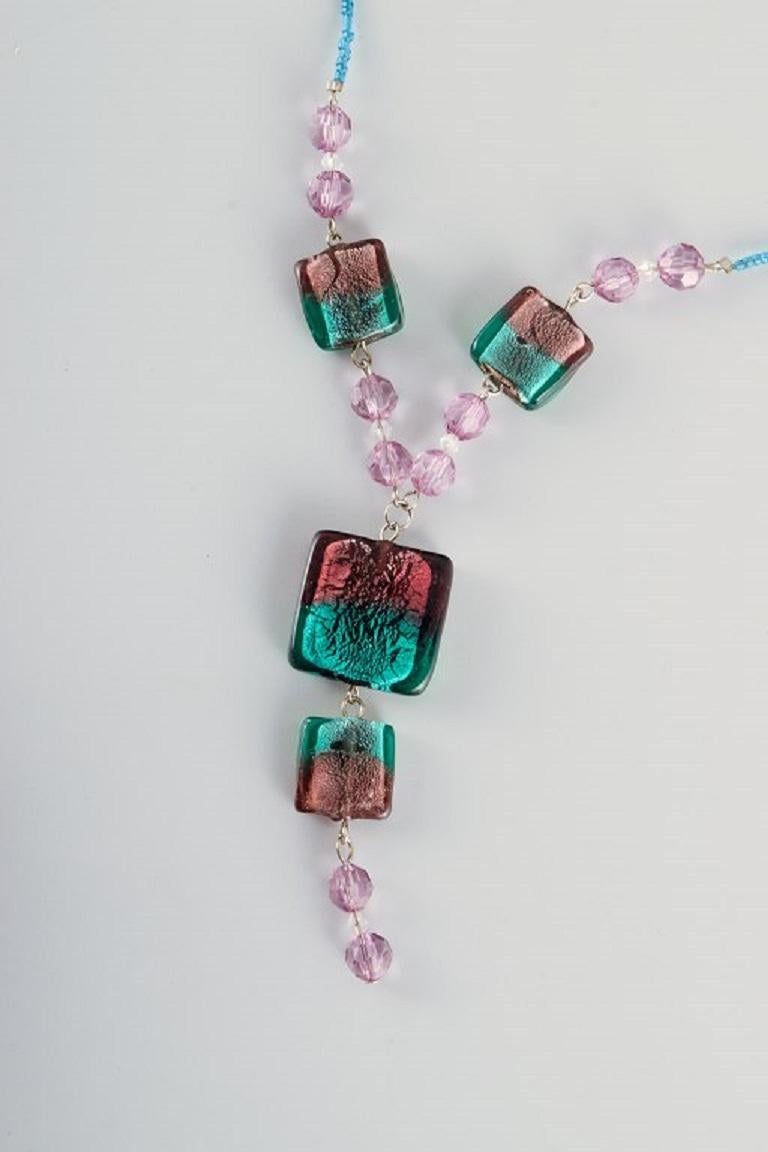 Murano, Italy. Art glass necklace in different colored glass. 1970s In Excellent Condition For Sale In bronshoj, DK