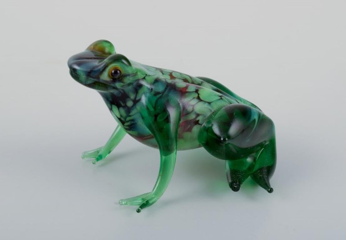 Mid-20th Century Murano, Italy. collection of five miniature glass figurines of frogs For Sale