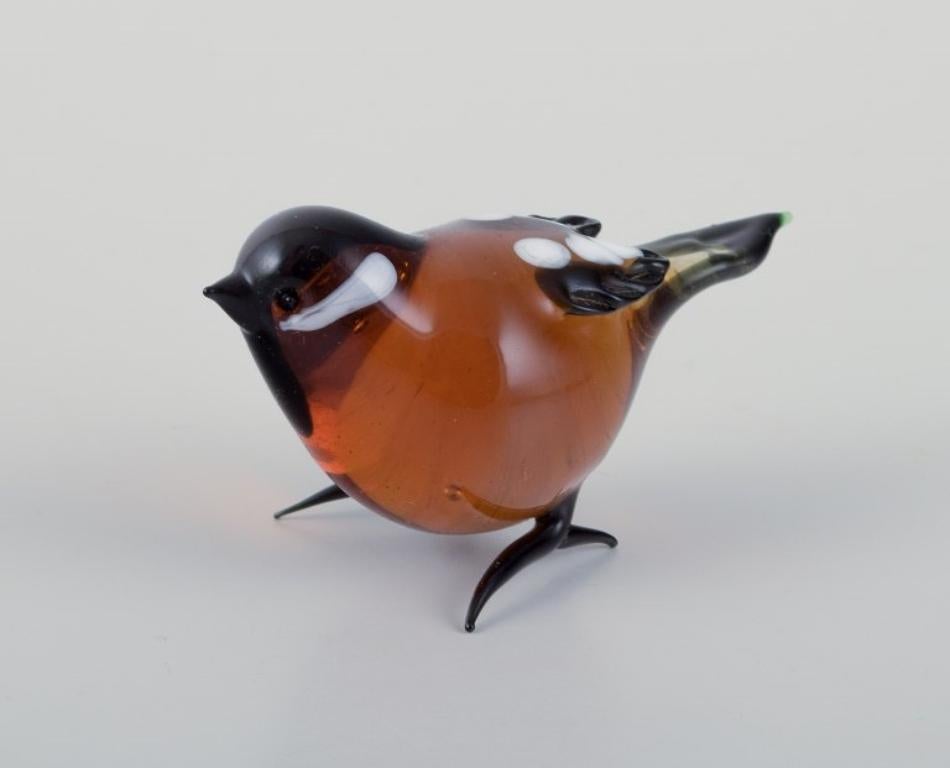 Mid-20th Century Murano, Italy. Collection of four miniature glass bird figurines. For Sale
