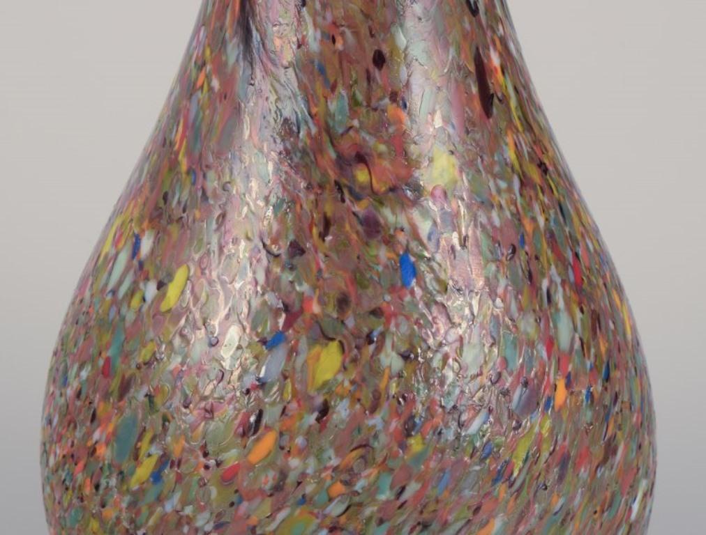 Murano, Italia. Grande vaso in vetro artistico millefiori. Anni '60/70 In condizioni ottime in vendita a København, Copenhagen