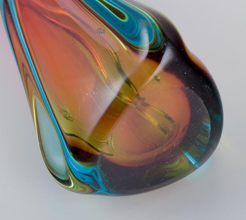 Murano, Italy, large mouth-blown and twisted art glass vase in blue and red. 2