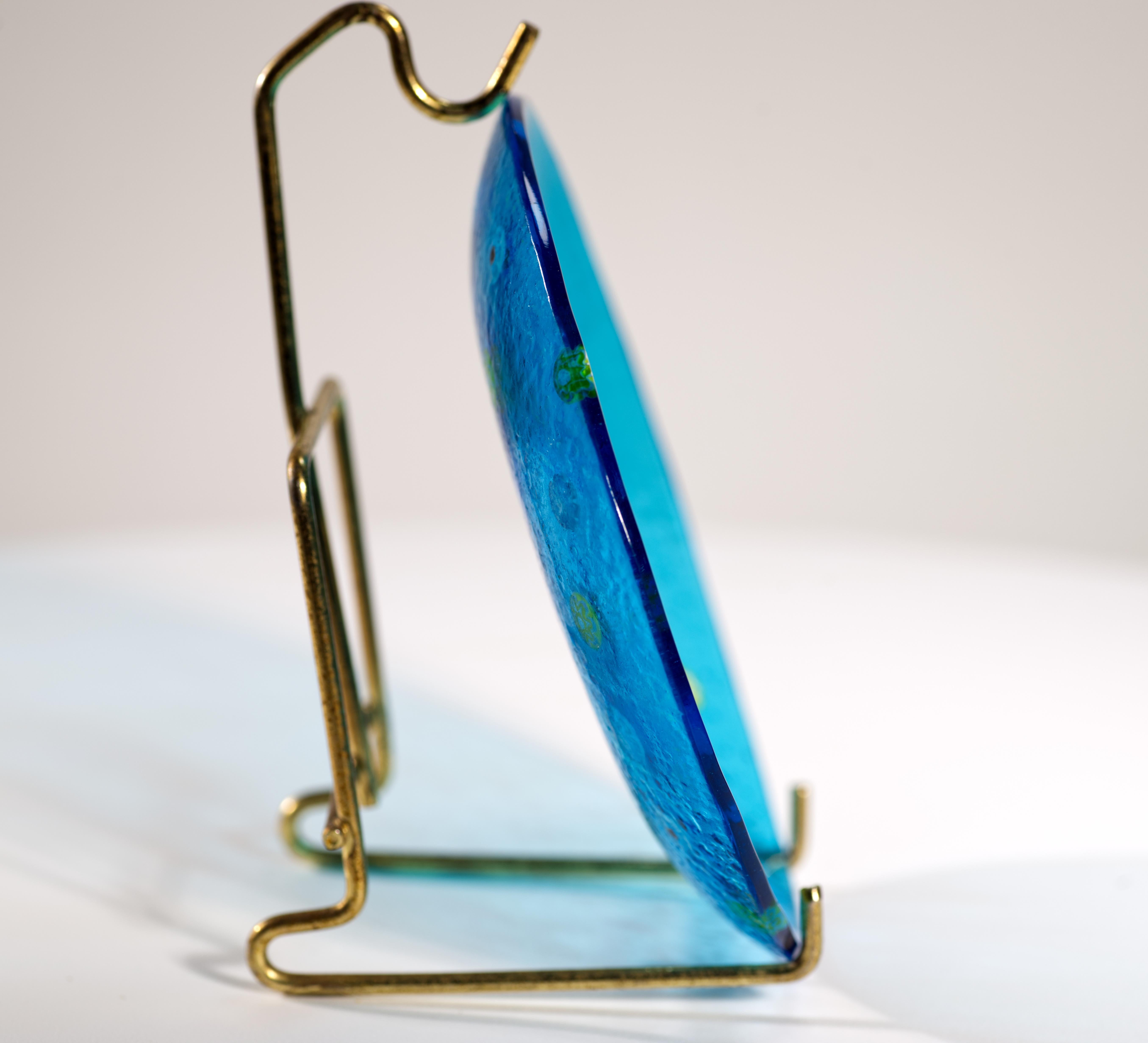 Mid-Century moderno Vassoio o ciotola in vetro blu Millefiori di Murano firmato in vendita