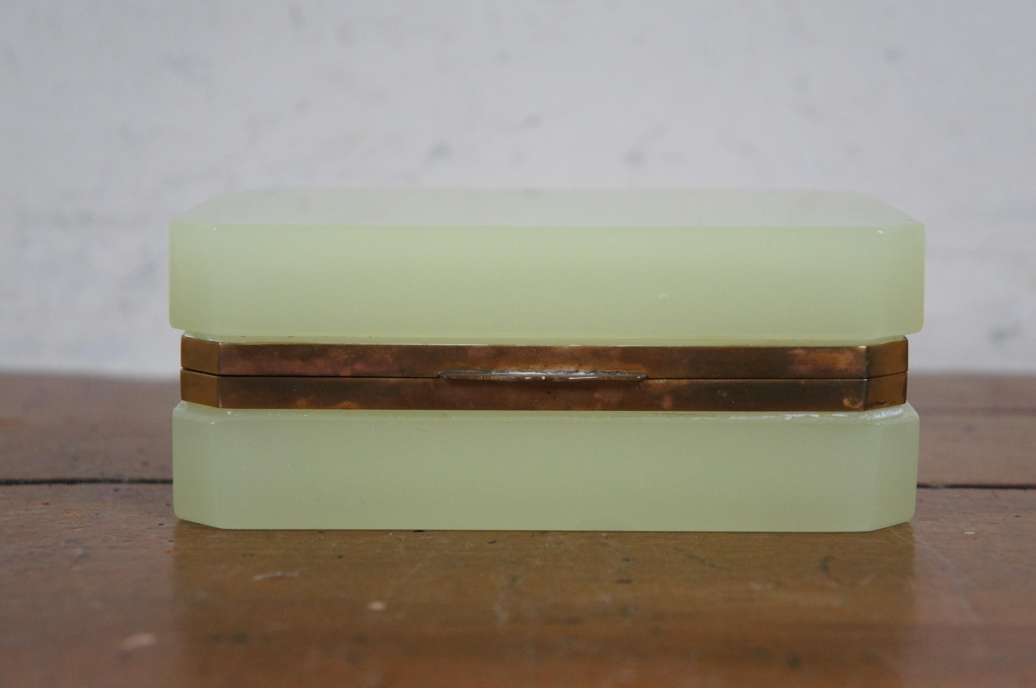 20th Century Murano Italy Opaline Uranium Vaseline Green Glow Glass Trinket Box Casket
