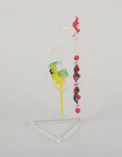 Murano, Italy. Rare sculpture of a parrot hanging on a stand.
