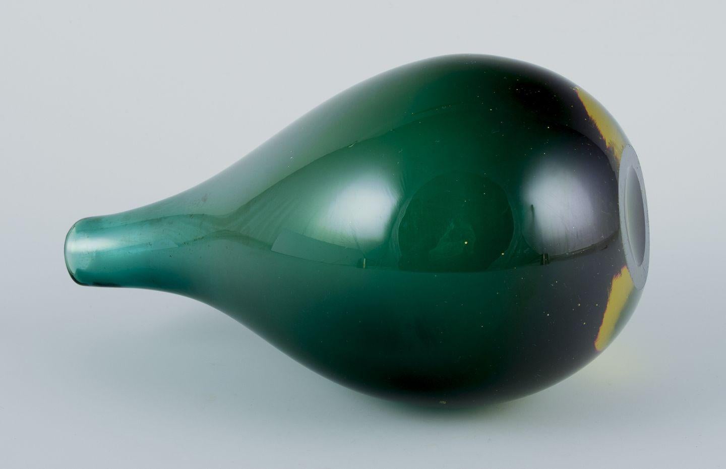 Murano, Italie. Vase en verre d'art Greene & Greene de forme bulbeuse. Environ 1960 Excellent état - En vente à København, Copenhagen