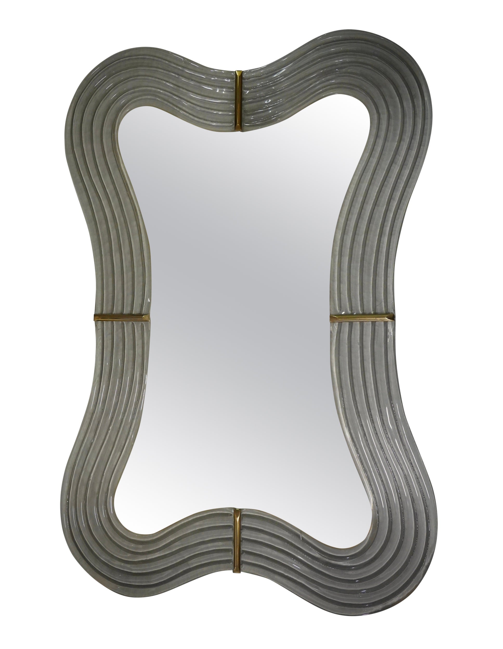 Miroir mural console en verre ivoire de Murano et laiton, 1990