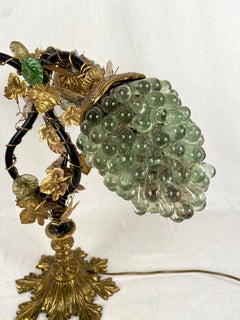 Murano. Lampe à poser en bronze doré, abat-jour en forme de grappes de raisins