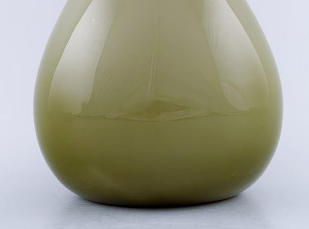 Mid-Century Modern Grand vase en verre de Murano, années 1960 en vente