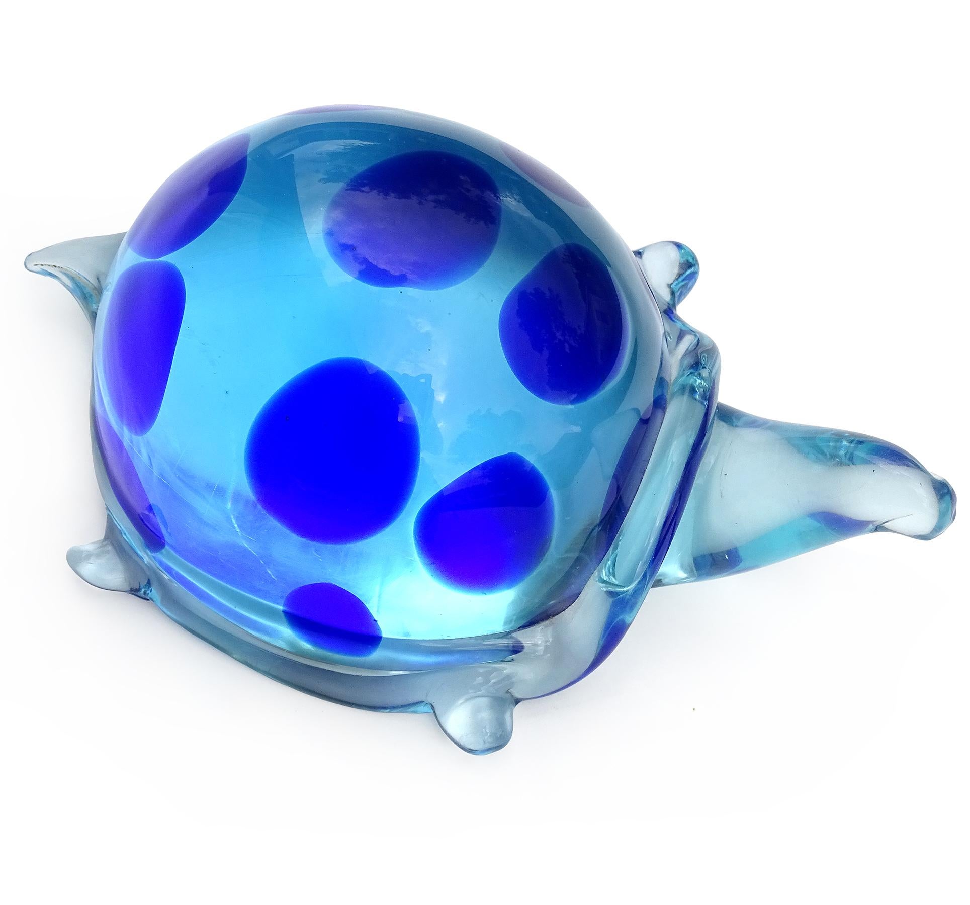 Murano Gran Escultura de Figura de Tortuga de Vidrio Artístico Italiano con Manchas Azules Claro y Oscuro Moderno de mediados de siglo en venta
