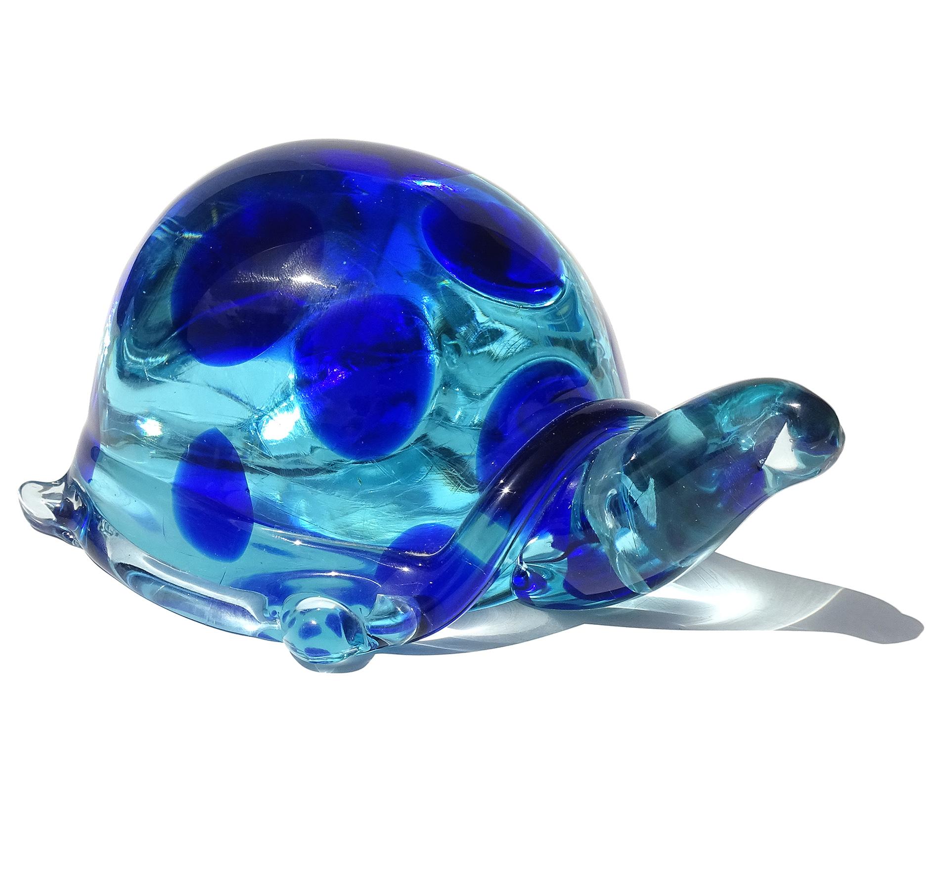 Murano Gran Escultura de Figura de Tortuga de Vidrio Artístico Italiano con Manchas Azules Claro y Oscuro en venta 2
