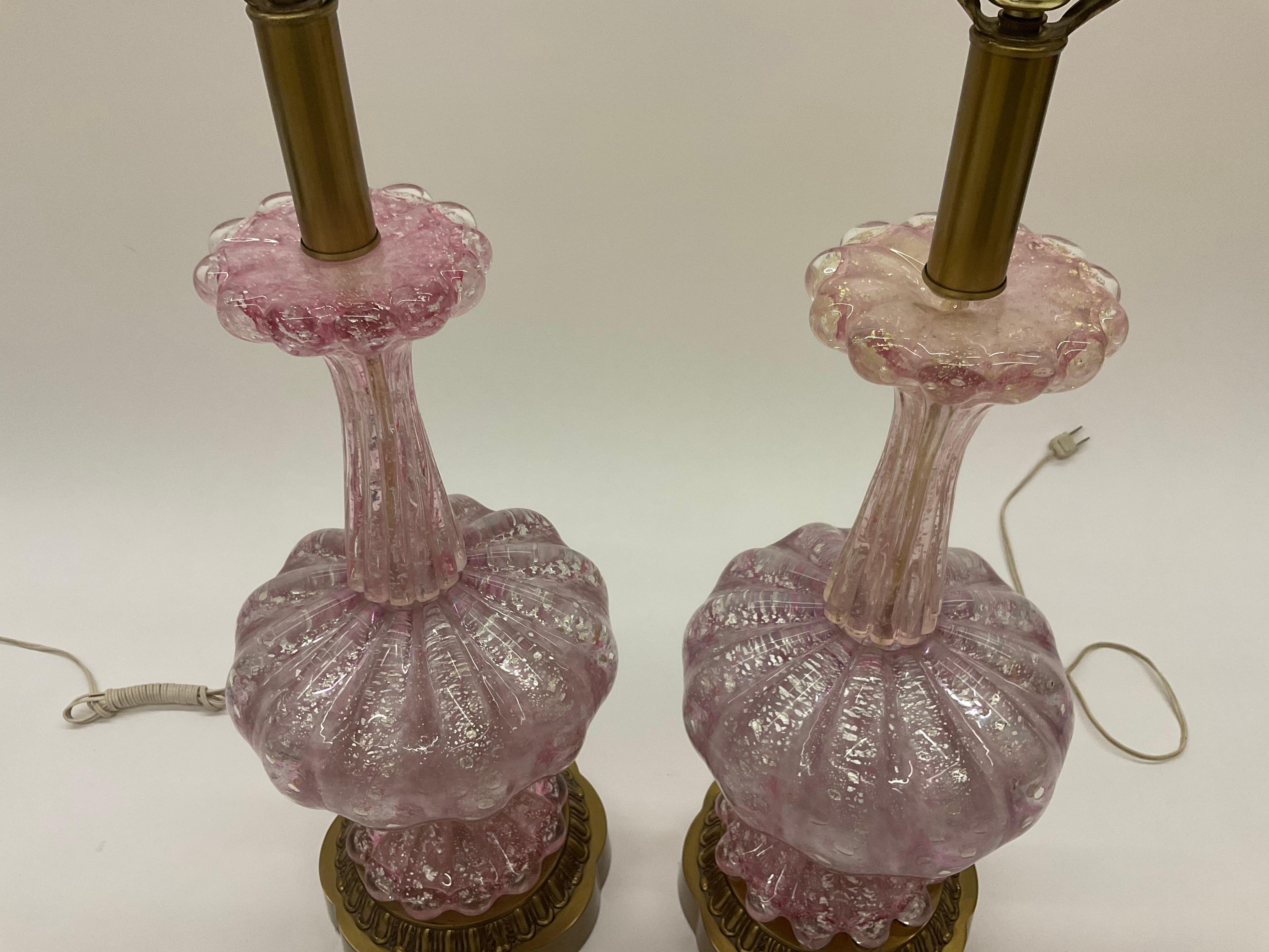 Murano Large Pair Lamps in Pink Blown Irredescent Glass with Silver Foil Avem In Good Condition For Sale In Ann Arbor, MI