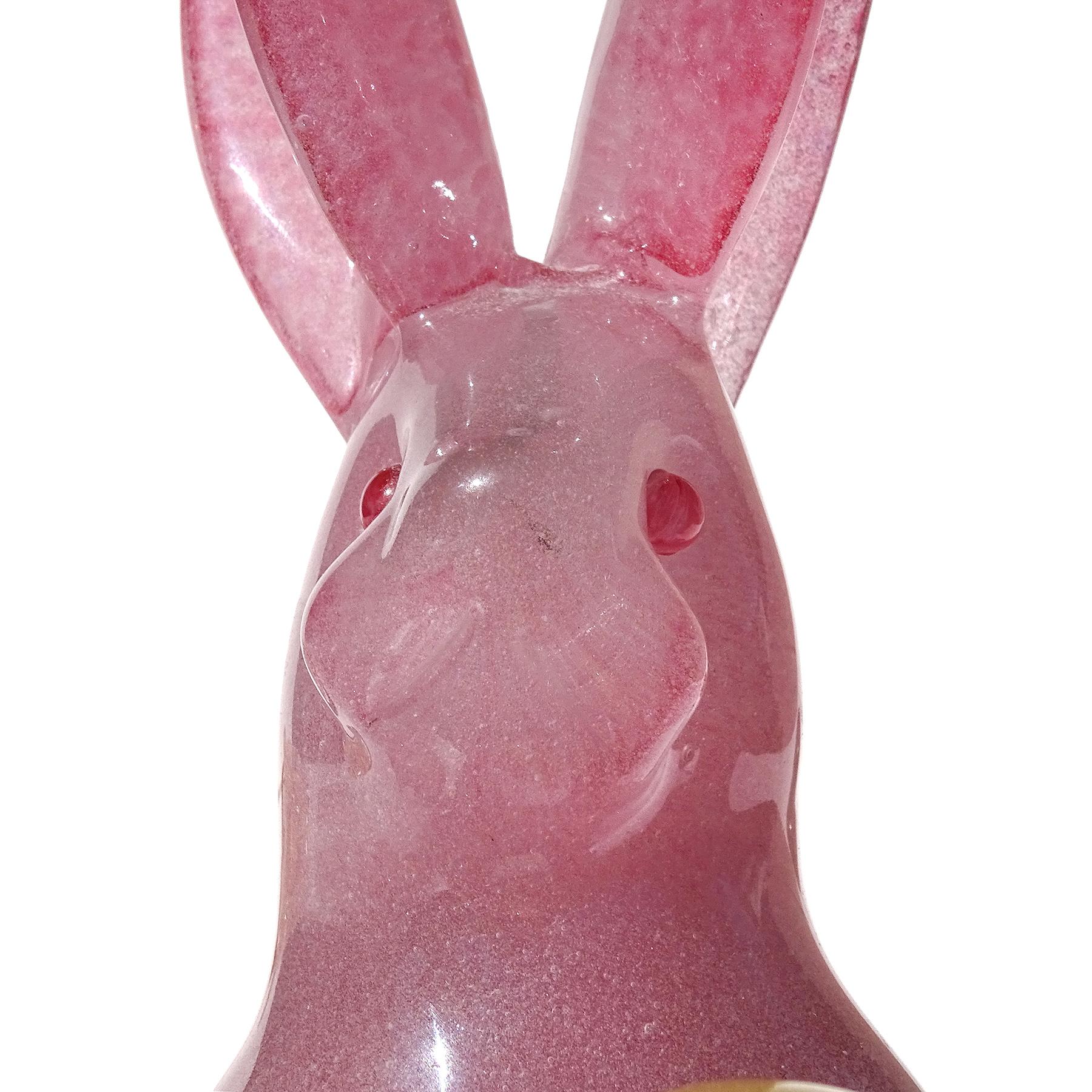 Murano Large Pink Bubbles Bunny Rabbit Gold Leaf Egg Italian Art Glass Sculpture In Good Condition For Sale In Kissimmee, FL
