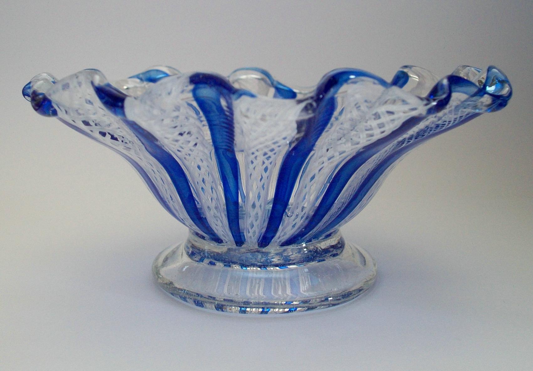 Murano Latticino & Blue Ribbon Footed Bowl - Unsigned - Italy - Mid 20th Century In Good Condition For Sale In Chatham, ON