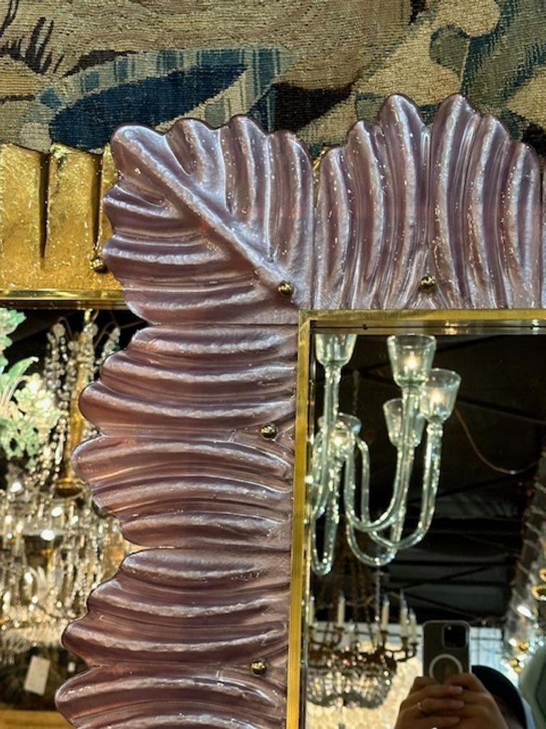 Murano Lavender Blown Glass Mirror In Good Condition For Sale In Dallas, TX