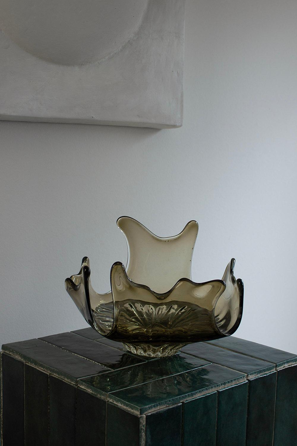 Hand-Crafted Murano Light Green Organic Shaped Glass Fruit Bowl For Sale