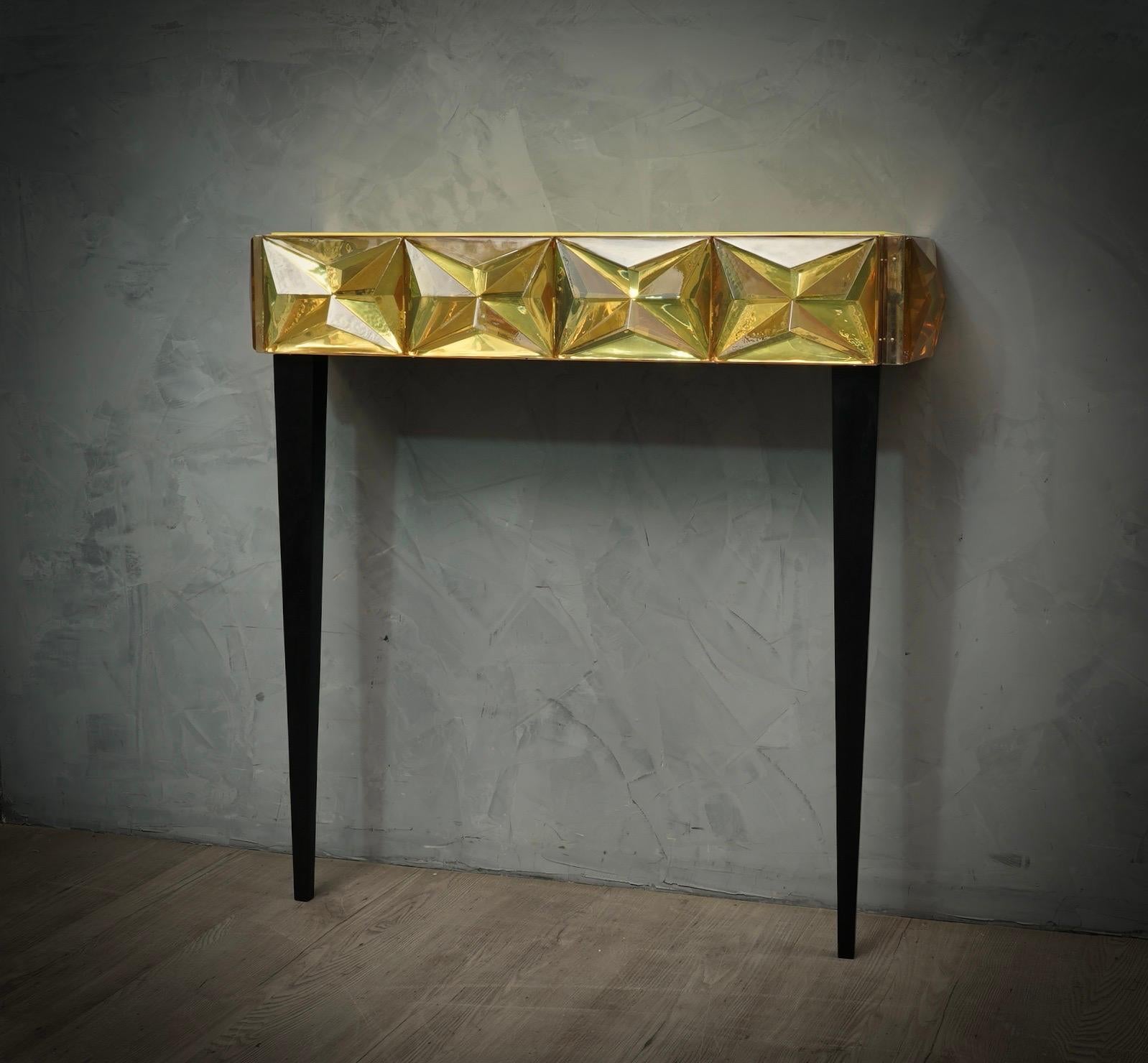 Mid-Century moderno Console moderna italiana in vetro artistico giallo vivo di Murano, 2020 in vendita