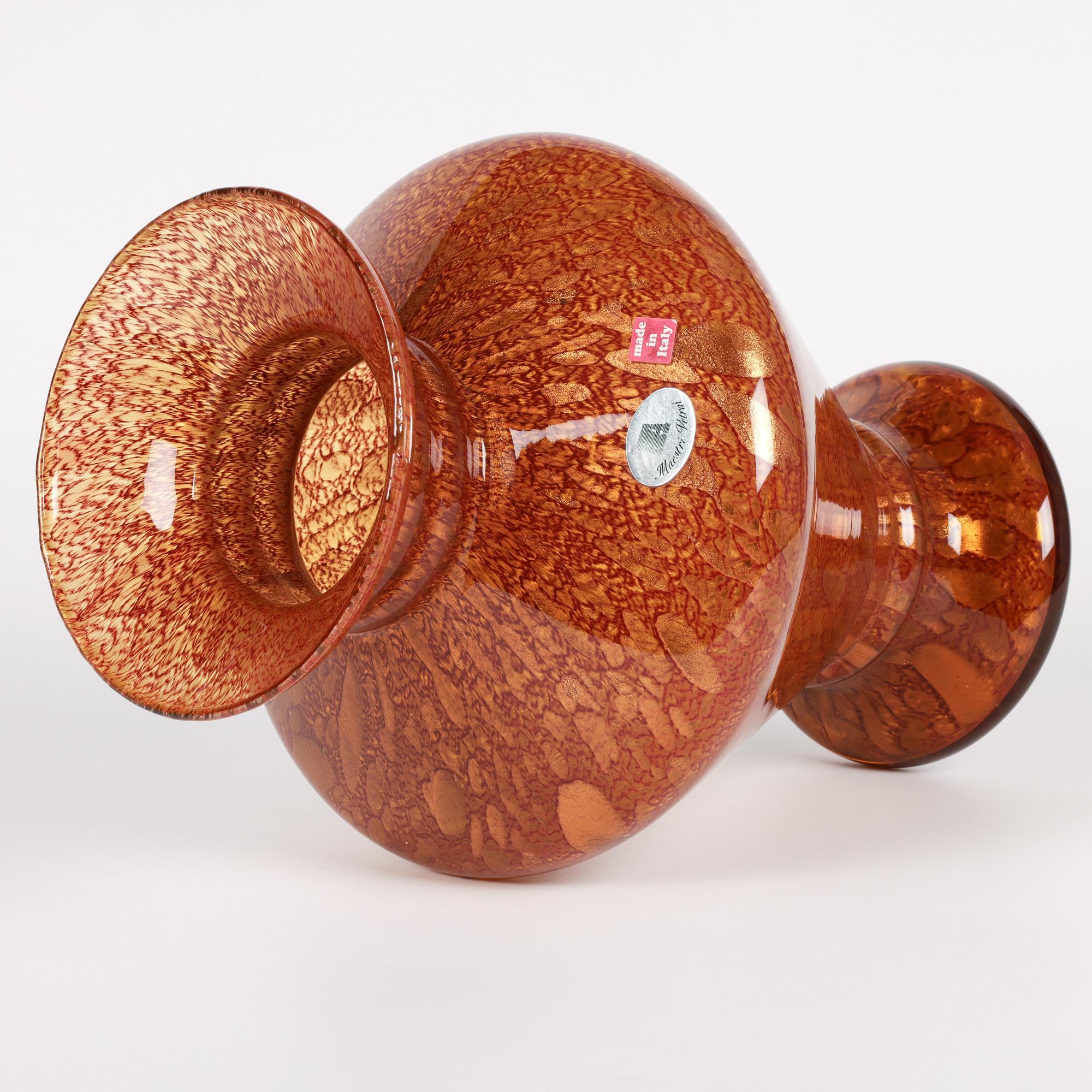 Murano Maestri Vetrai Exceptional Hand-Blown Art Glass Vase For Sale 3