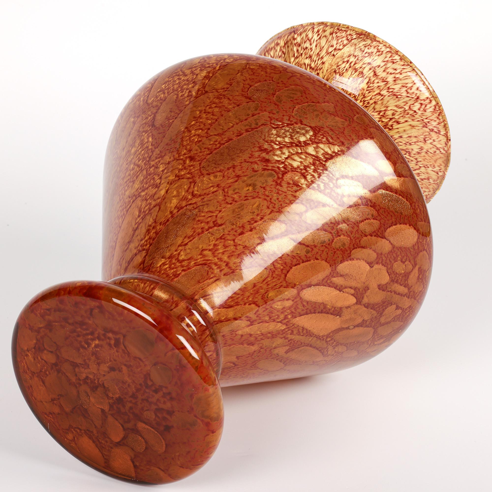 Murano Maestri Vetrai Exceptional Hand-Blown Art Glass Vase For Sale 6