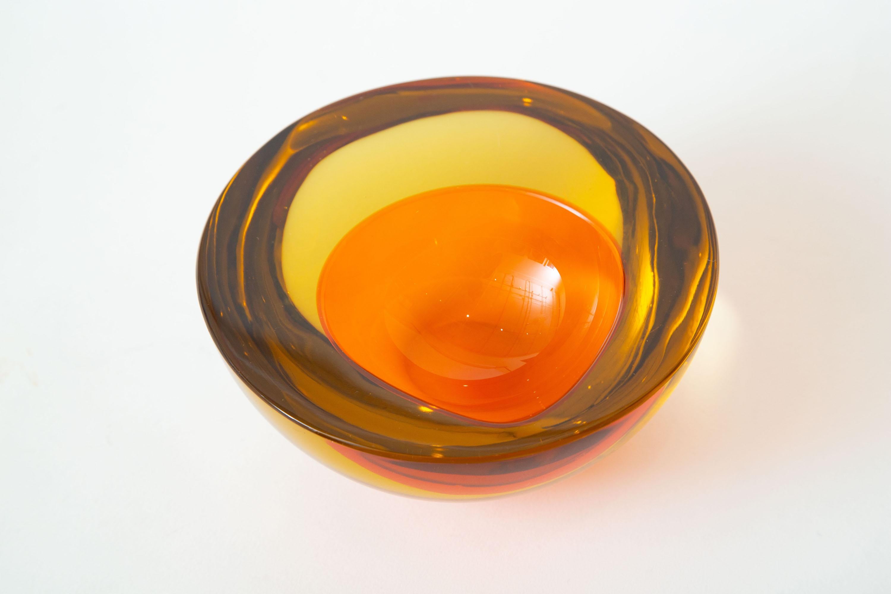 Modern Murano Mandruzzato Orange and Amber Yellow Sommerso Geode Glass Bowl Vintage