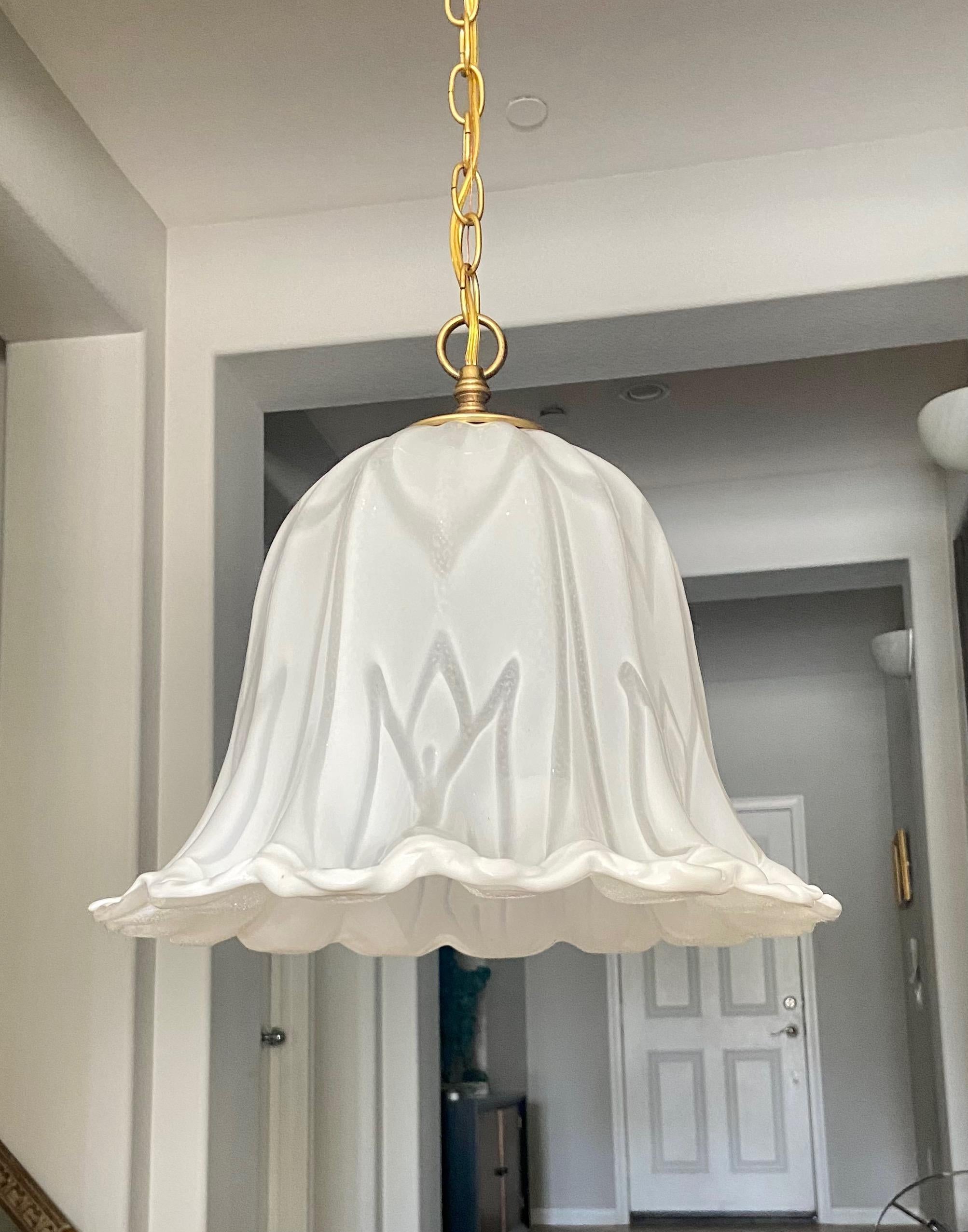 Murano Glass Tulip Shaped Chandelier or Pendant In Good Condition For Sale In Palm Springs, CA