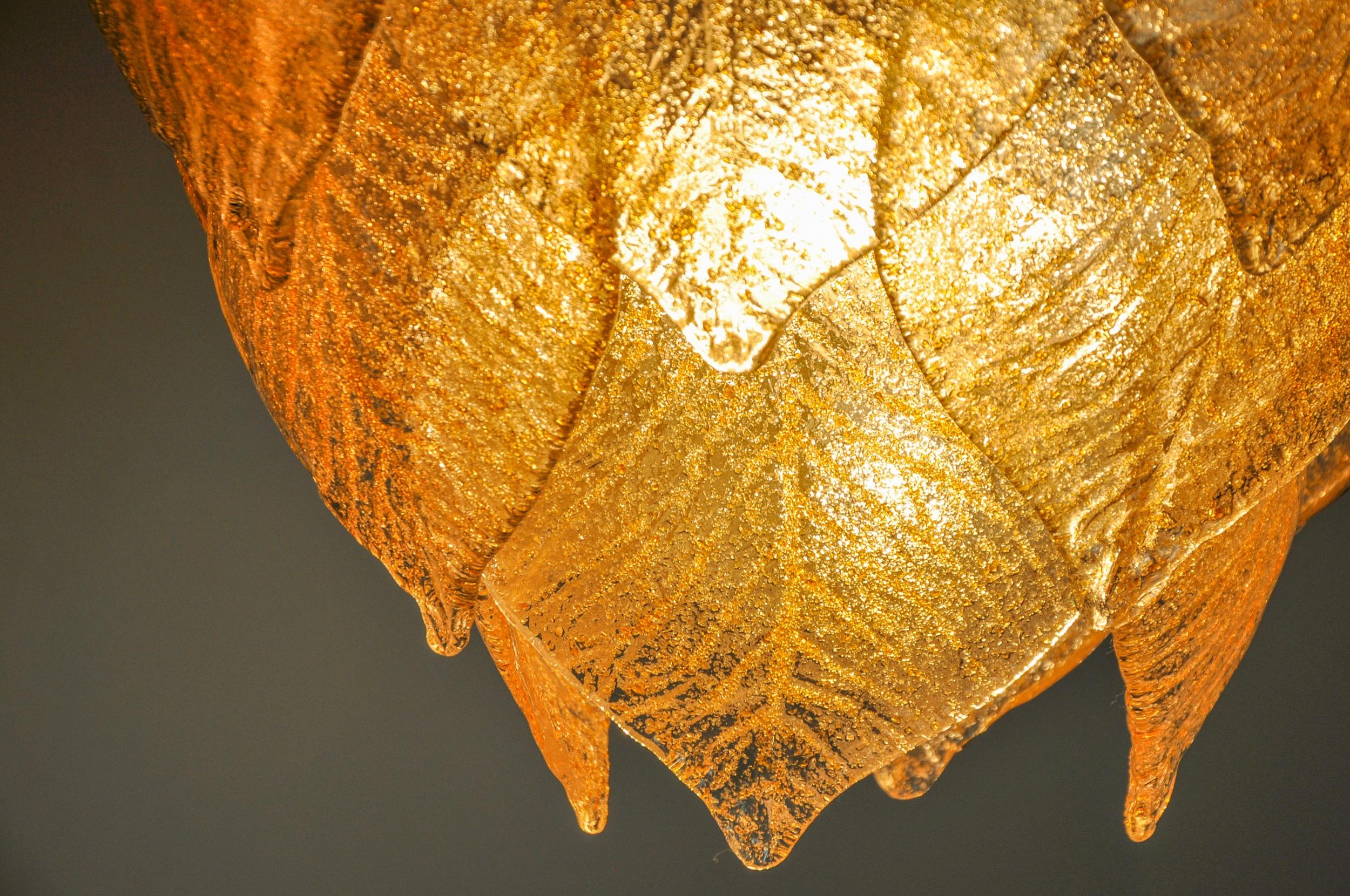 Crystal Murano Mazzega leaf chandelier, gold frosted glass, Italy 1970 For Sale