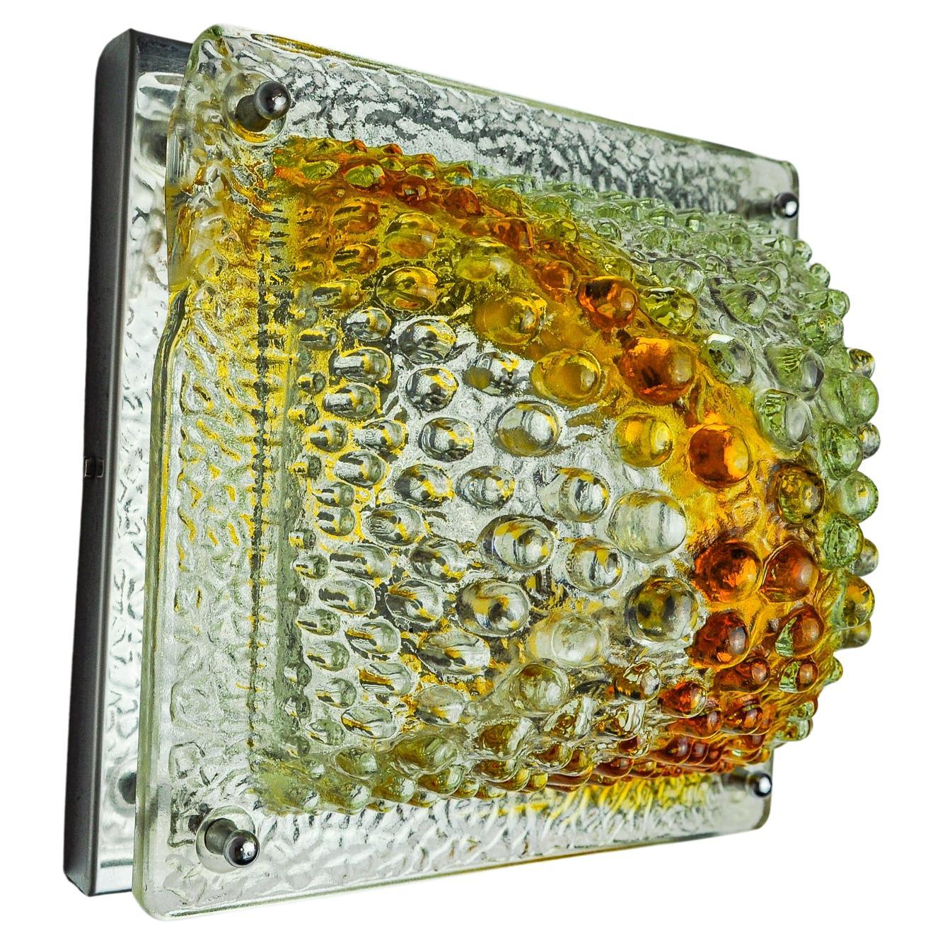 Lampada da parete arancione Mazzega Murano, effetto ghiacciolo, Italia, 1970 in vendita