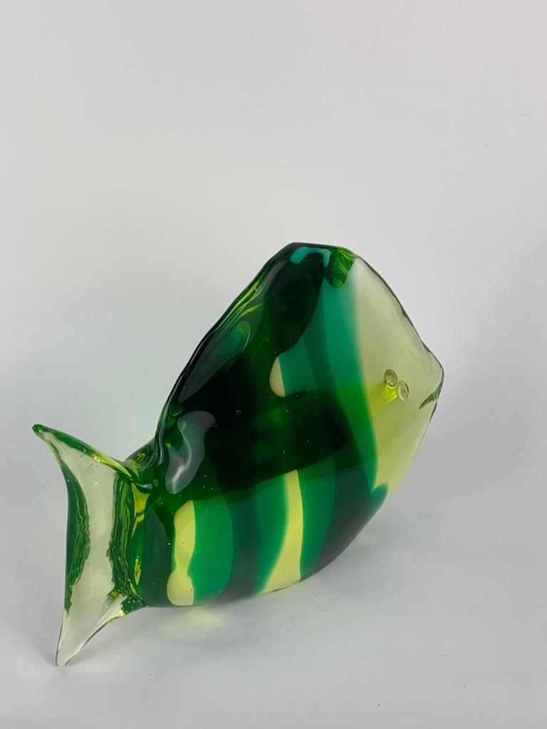 Murano Mid Century Glass Fish with Green Bends 3