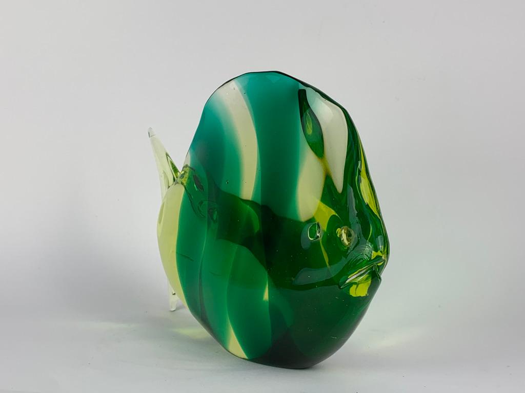 Murano Mid Century Glass Fish with Green Bends 5