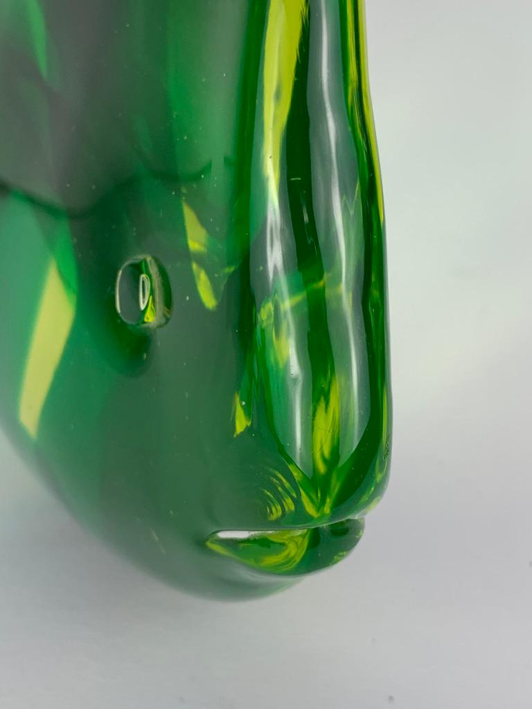 Murano Mid Century Glass Fish with Green Bends 7