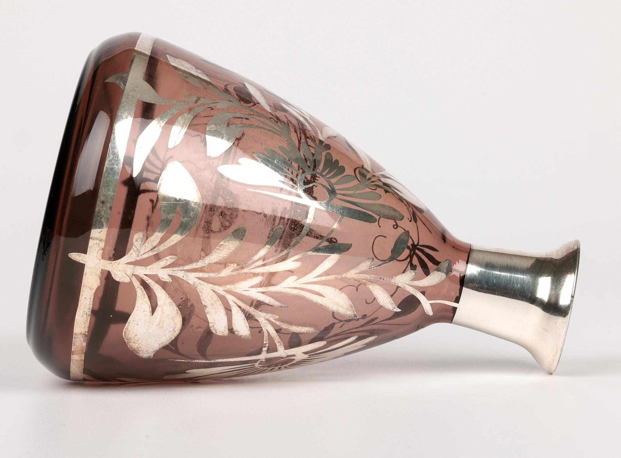 Carafe et verres à liqueur en verre superposé du milieu du siècle à Murano en vente 1