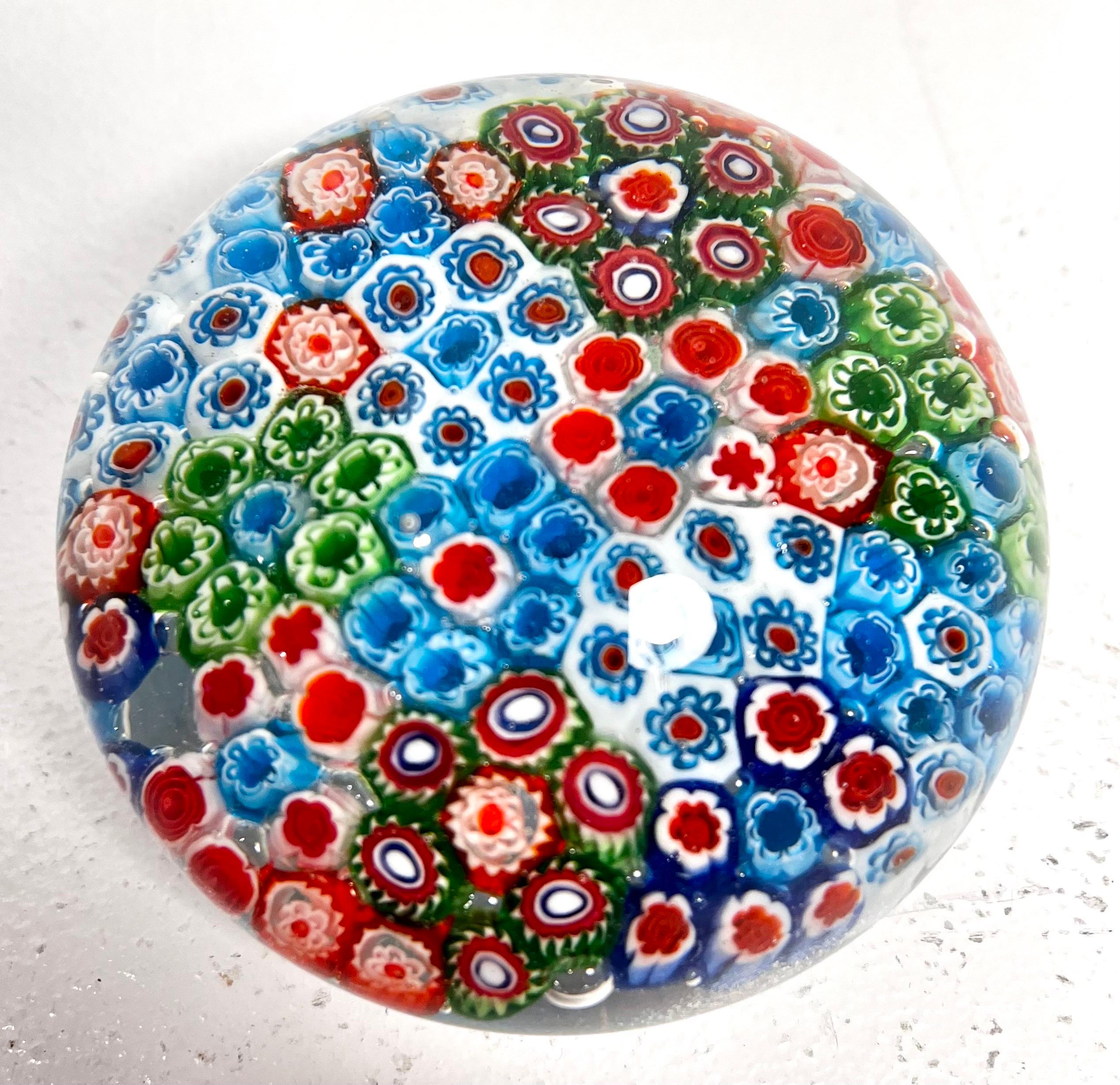 Presse-papier en verre d'art 