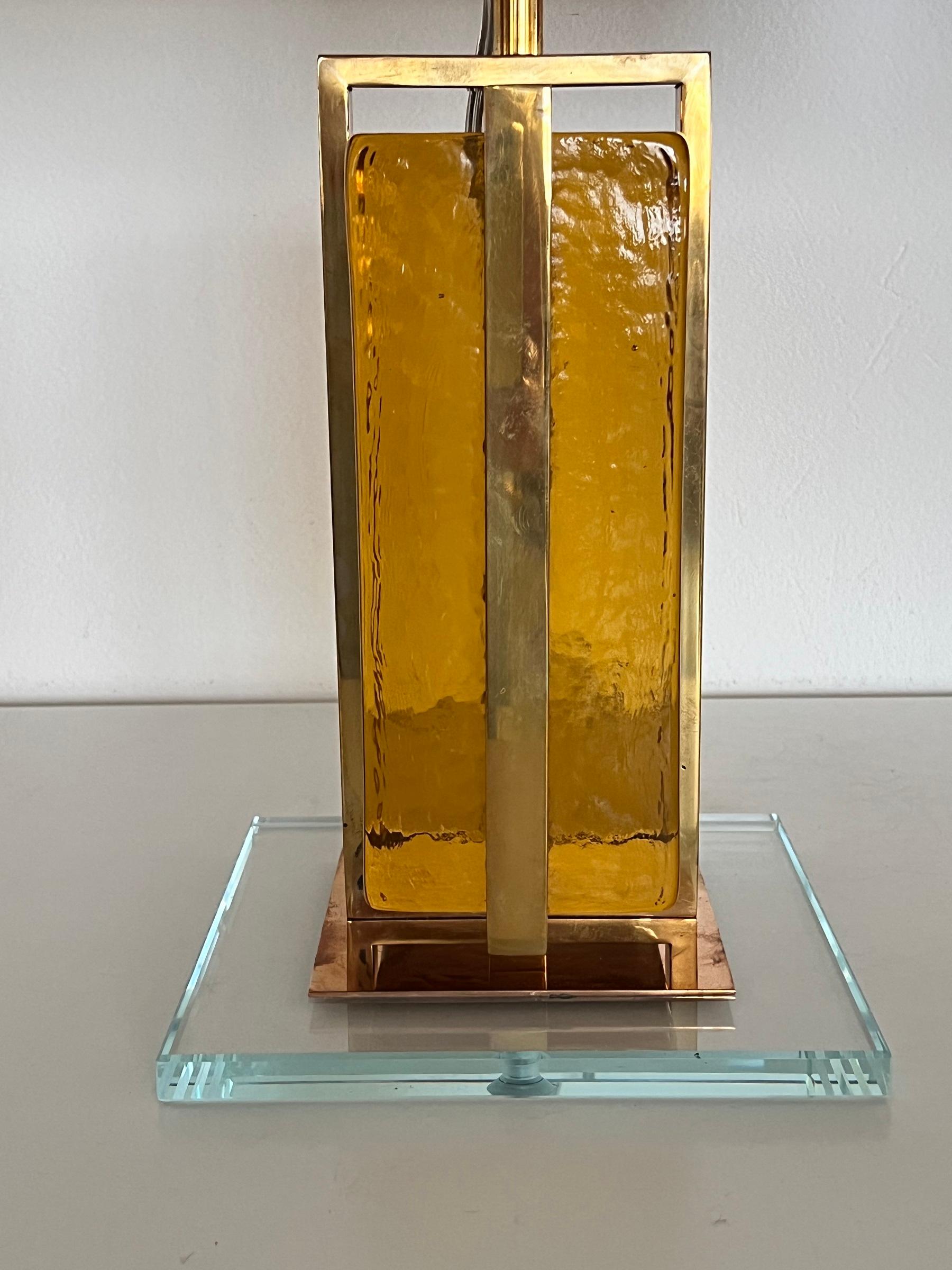 Murano Mordern Glass Block and Brass Table Lamps In Good Condition For Sale In Morazzone, Varese