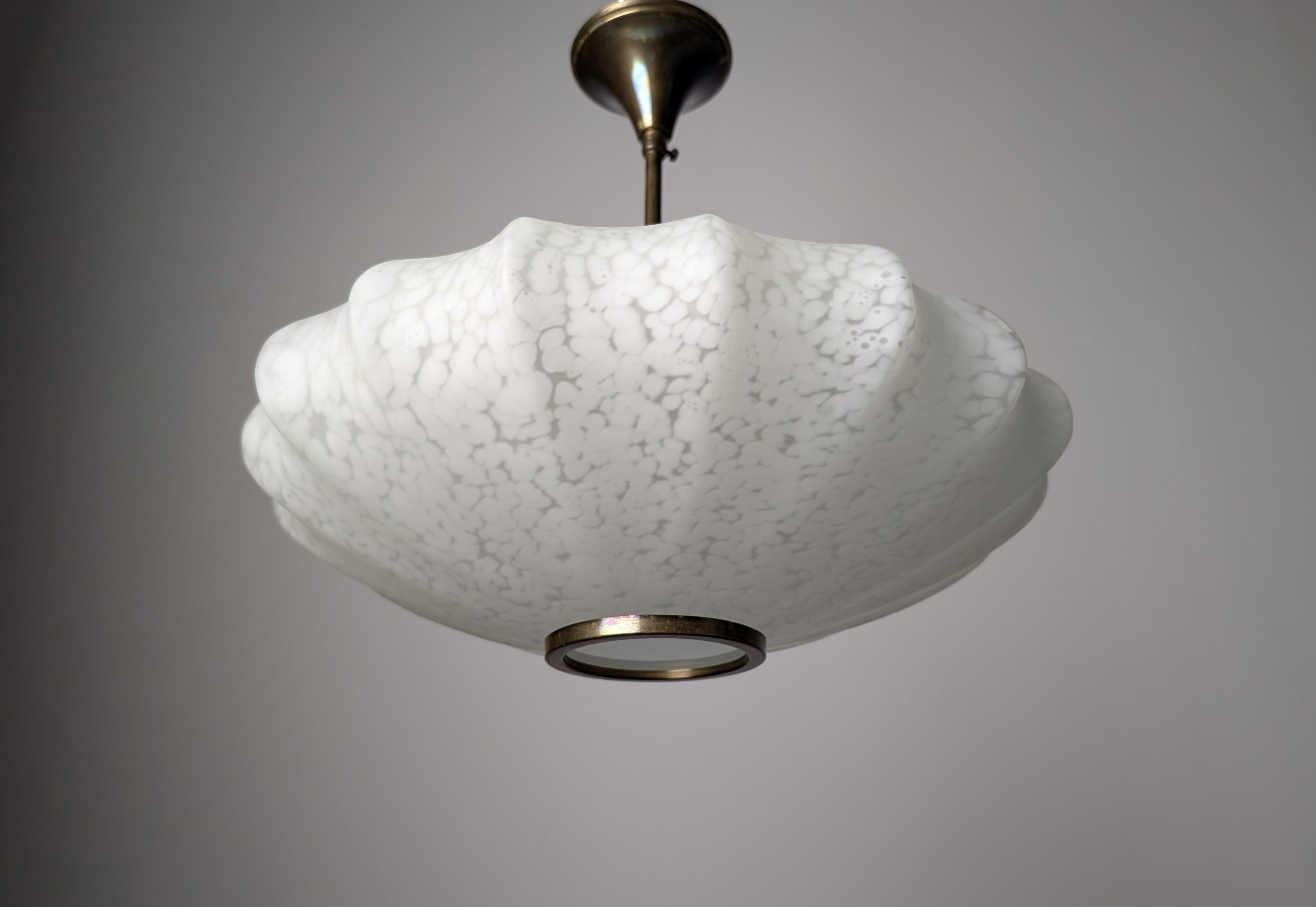 Murano Deckenleuchte aus gesprenkeltem Glas, Italien, 1960er Jahre (Italienisch) im Angebot