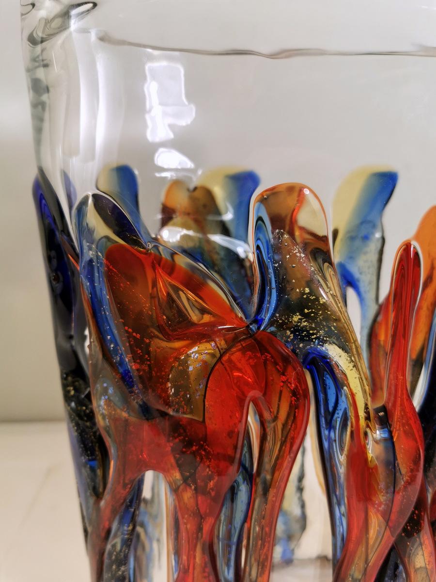 Murano Italian glass art vase, handblown and signed on the base but the signature is illegible, year 2002. Good conditions.