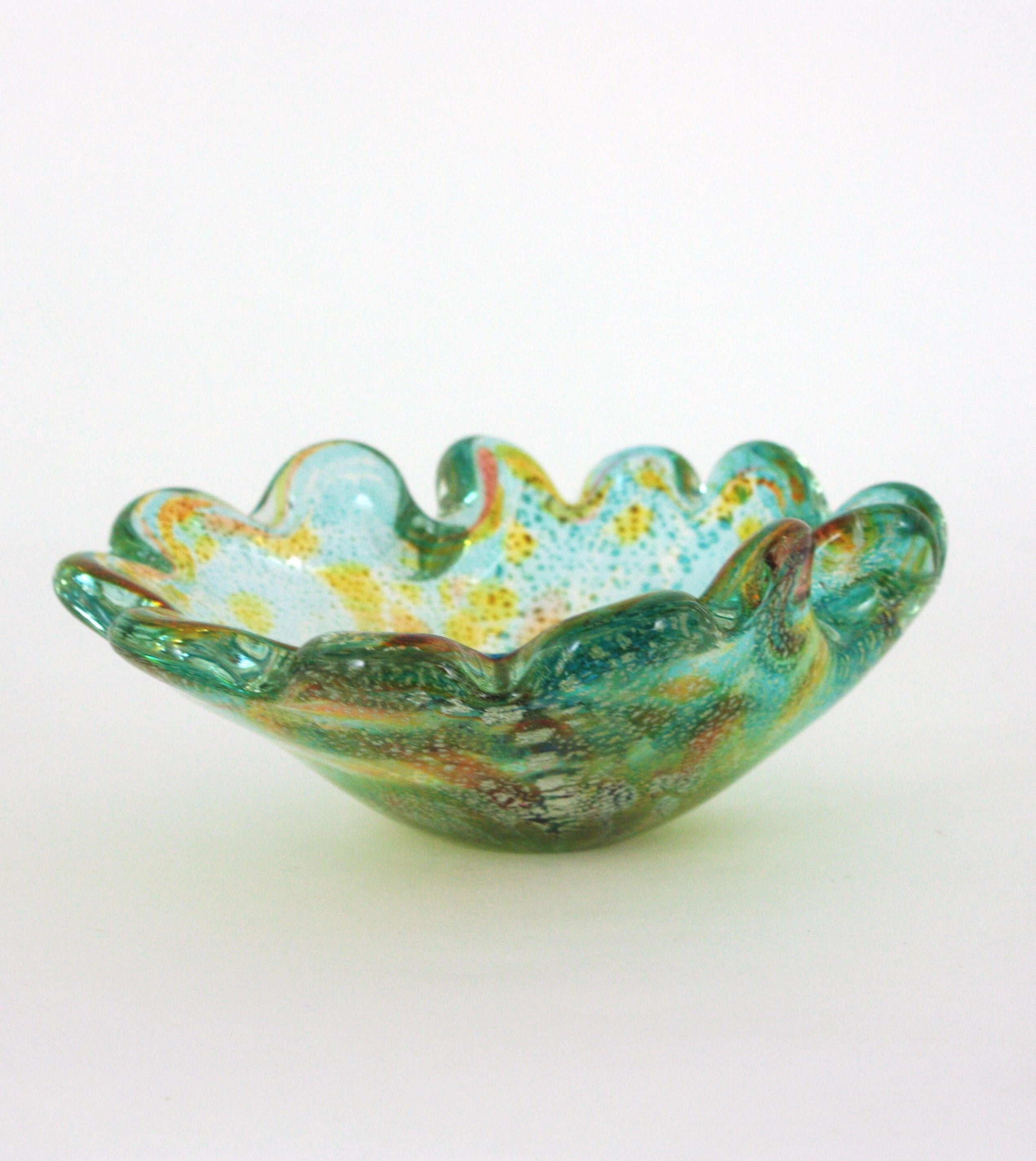 Schale aus Murano-Muschelglas mit mehrfarbigen Silberflecken, Dino Martens, Italien 1950er Jahre im Angebot 3