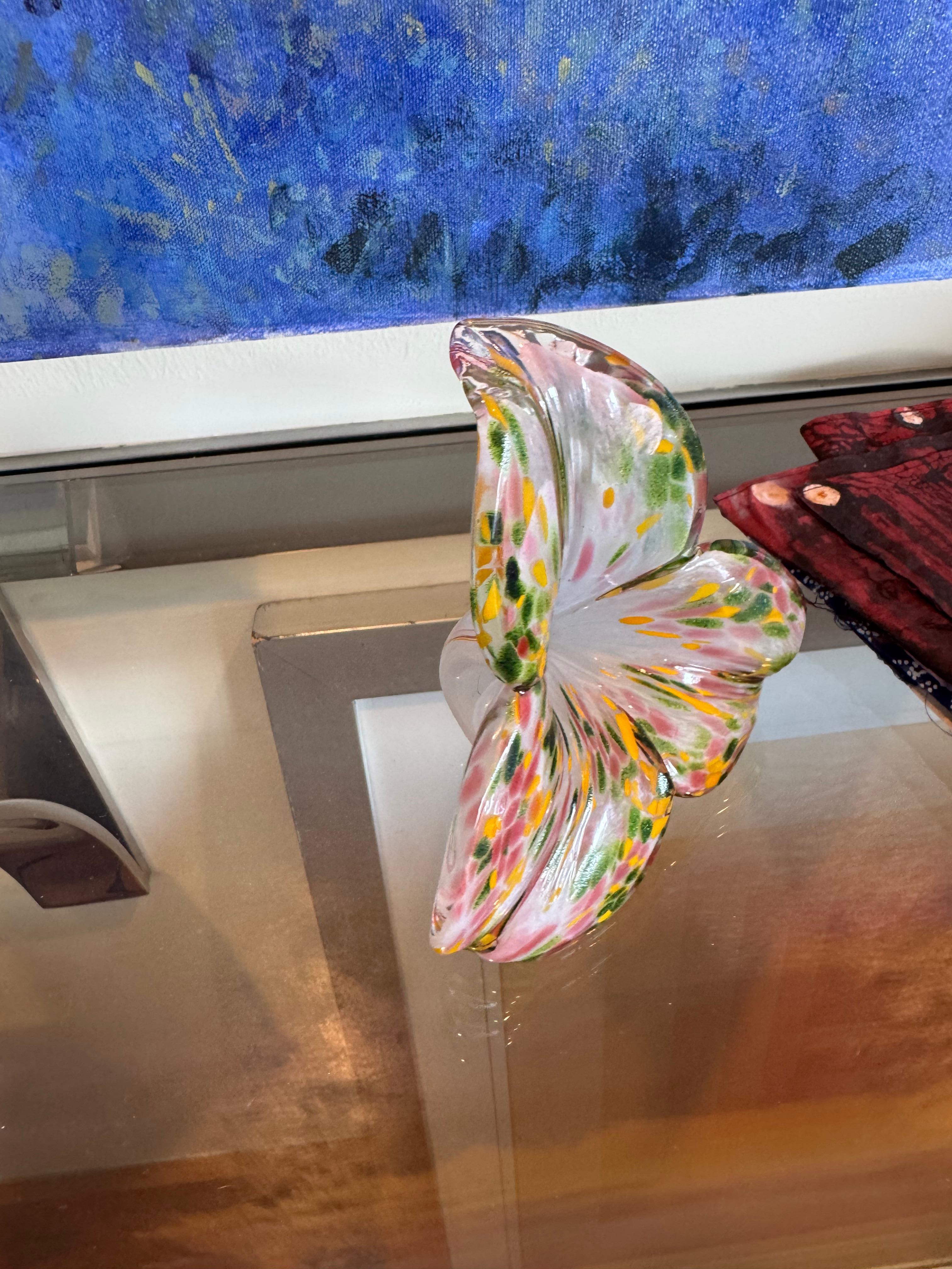 Murano Multicolored Handblown Flower (Postmoderne) im Angebot