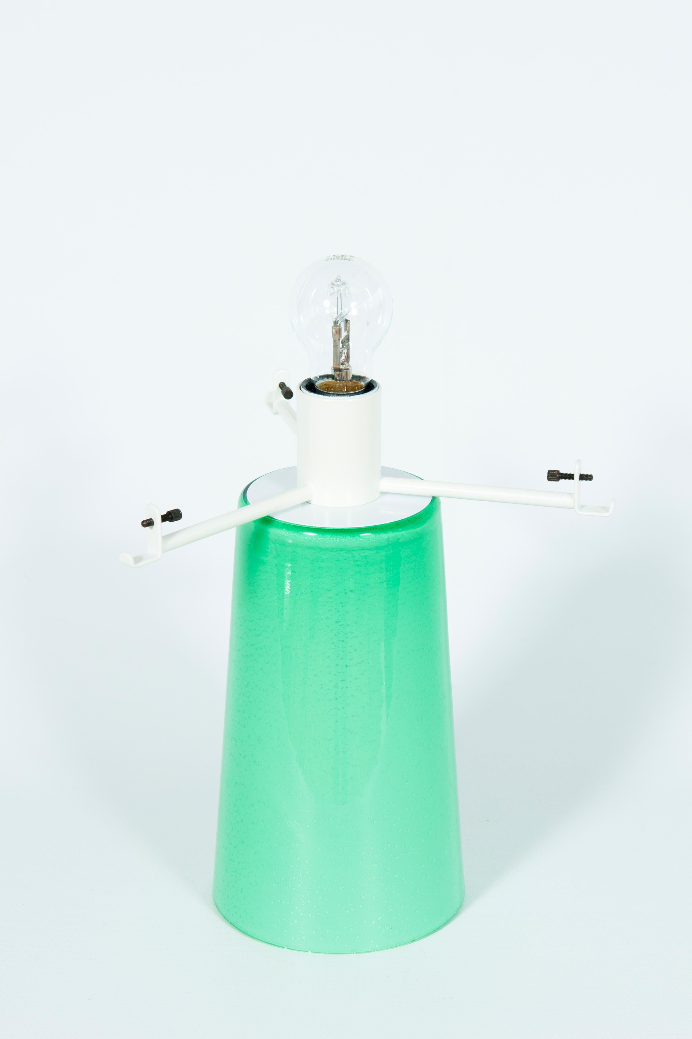 Lampe champignon de Murano par Cenedese avec feuille d'argent et enveloppe vert émeraude en vente 1