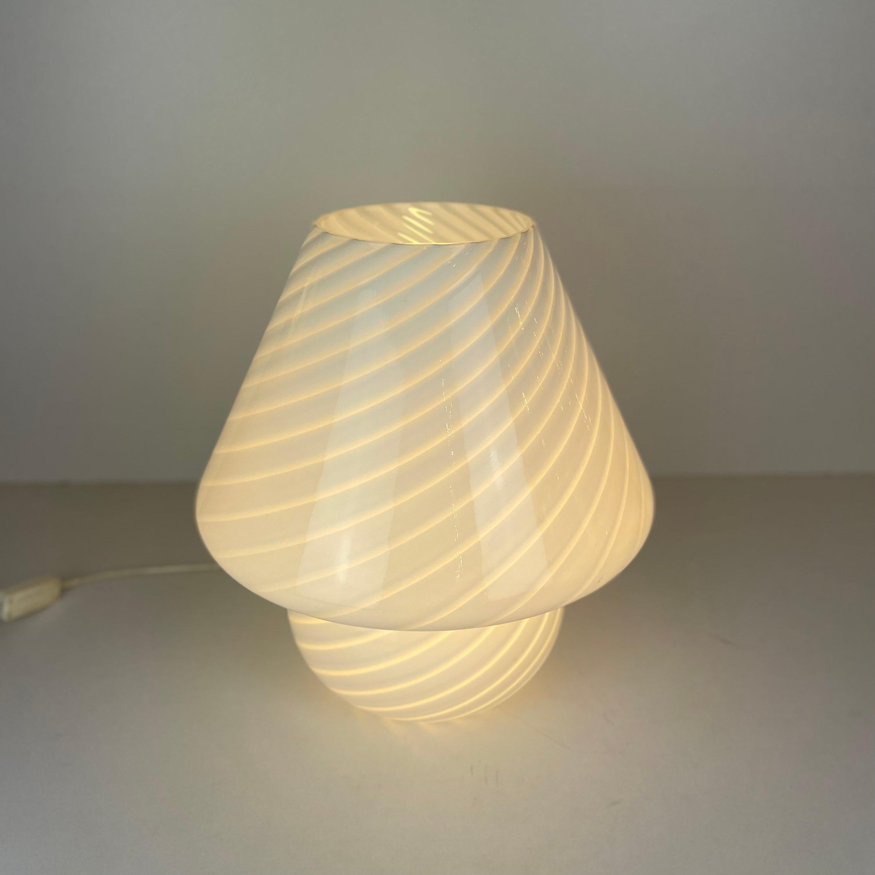 Modern Murano Mushroom Table Lamp, 1970s For Sale