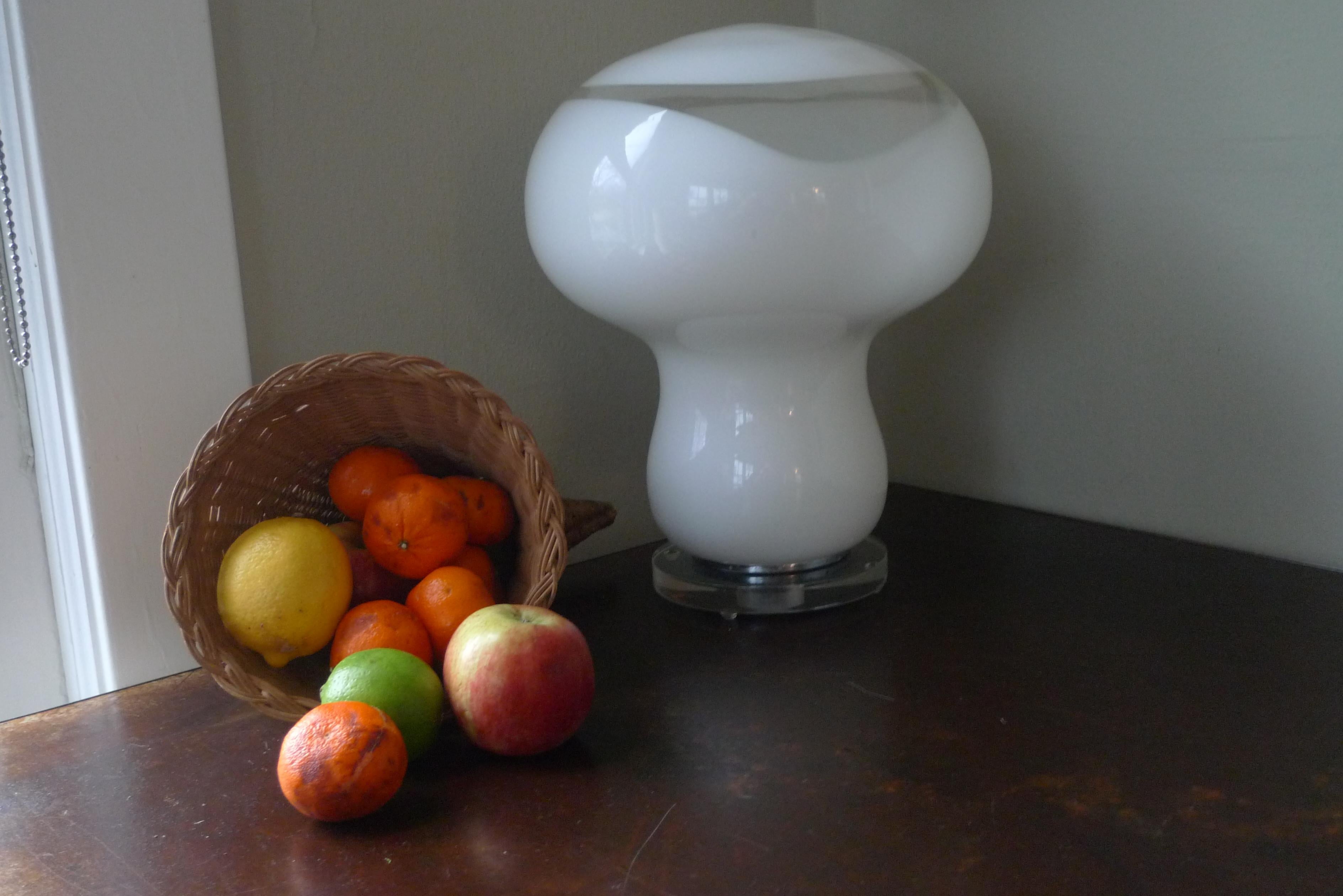 20th Century Murano Mushroom Table Lamp by Gino Vistosi with Clear Glass Swirl, Midcentury For Sale