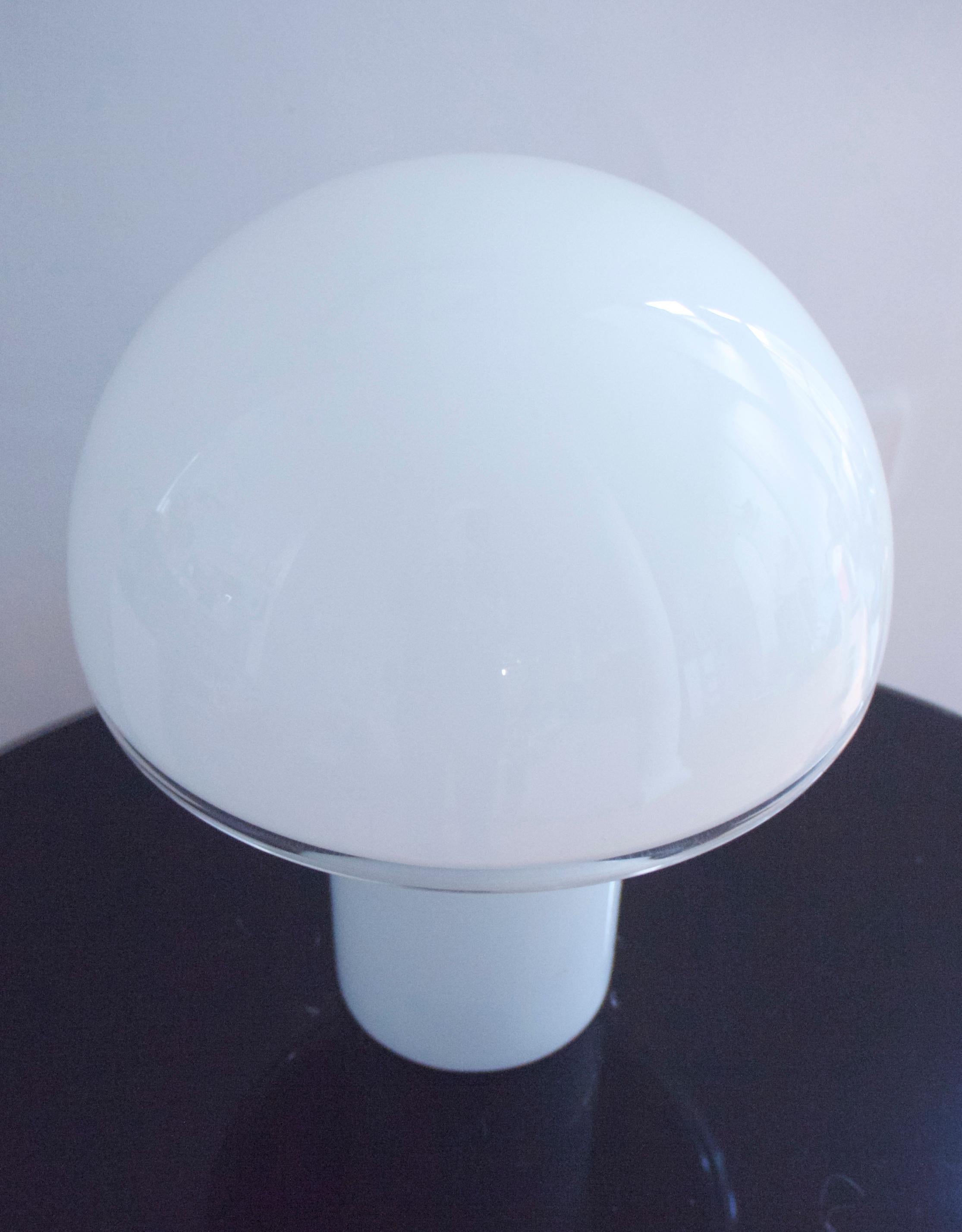 Murano Onfale Mushroom Opaline Lamp Luciano Vistosi for Artemide, 1978

This lamp is the medium size in the range and has been rewired - this can be changed to receiving country standard.
Measures: Height 32 cms
Diameter at widest 30 cms.