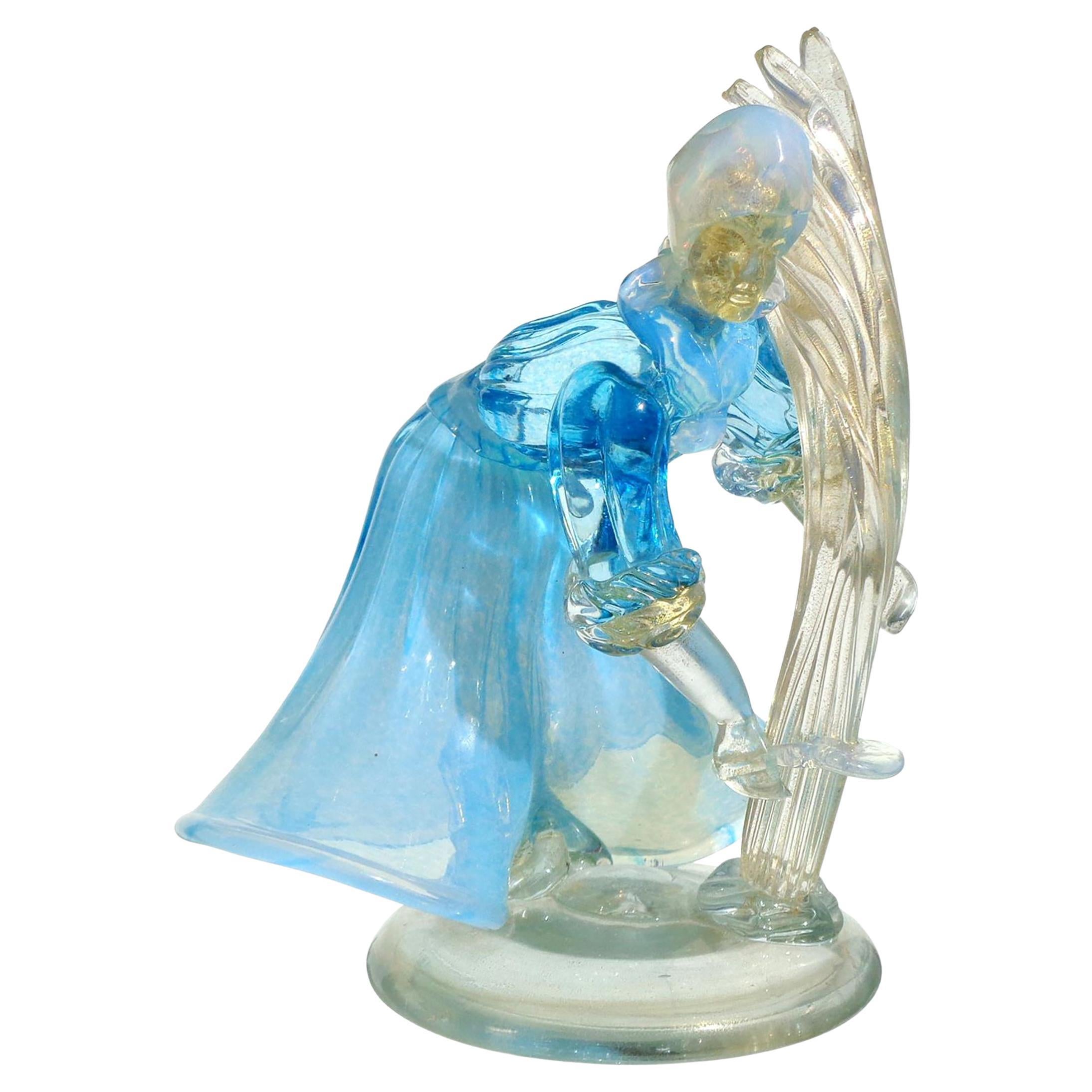 Murano Opal Blue White Gold Flecks Italian Art Glass Donna Farmer Scultura in vendita