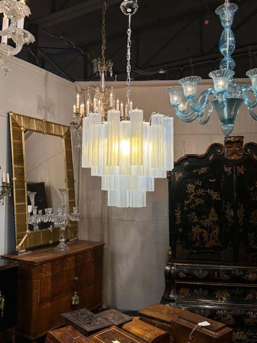 Murano Opal Glass Tronchi Chandelier In Good Condition For Sale In Dallas, TX