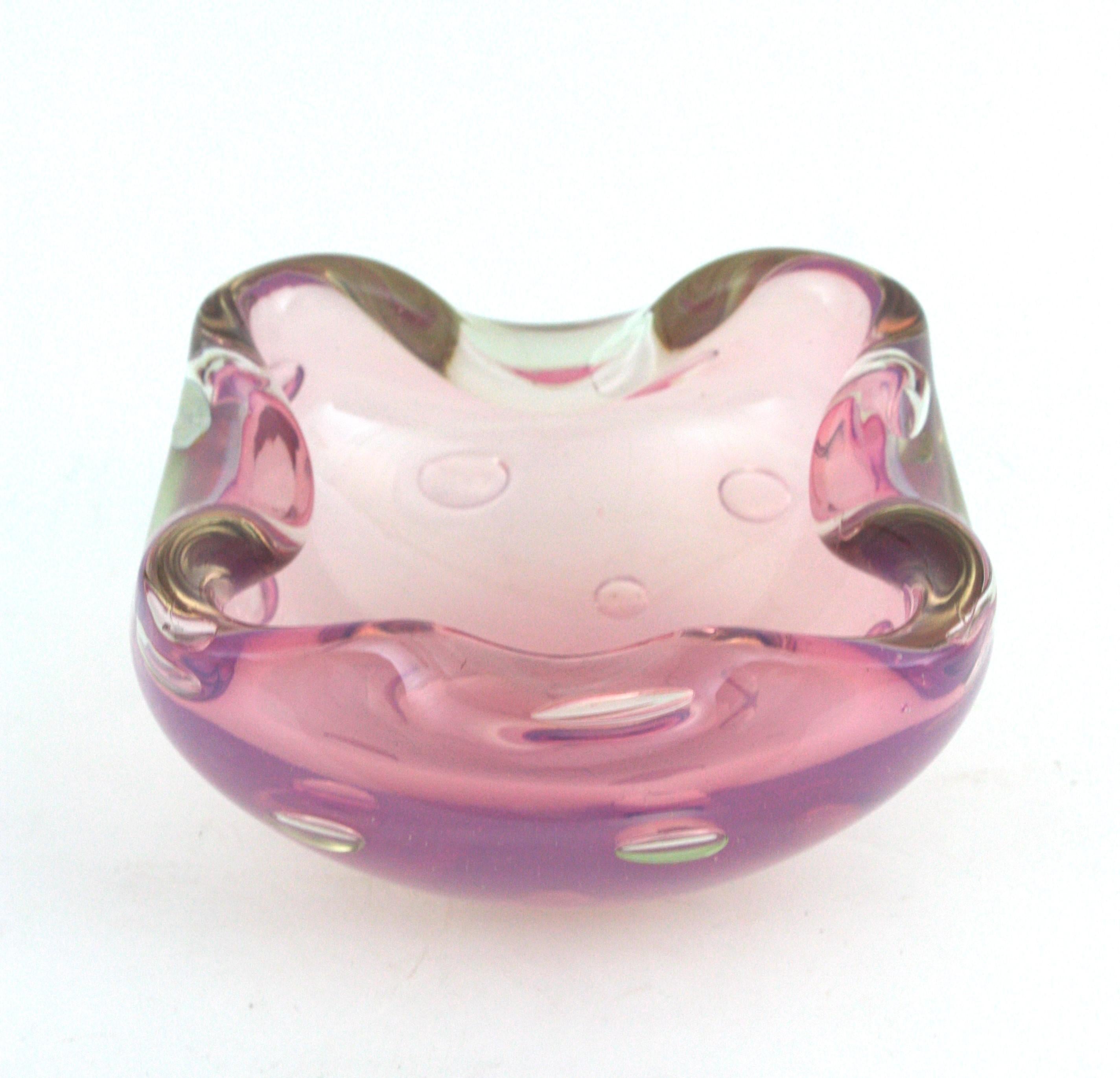 Hand-Crafted Murano Opal Pink Alabastro Air Bubbles Art Glass Bowl by Archimede Seguso For Sale