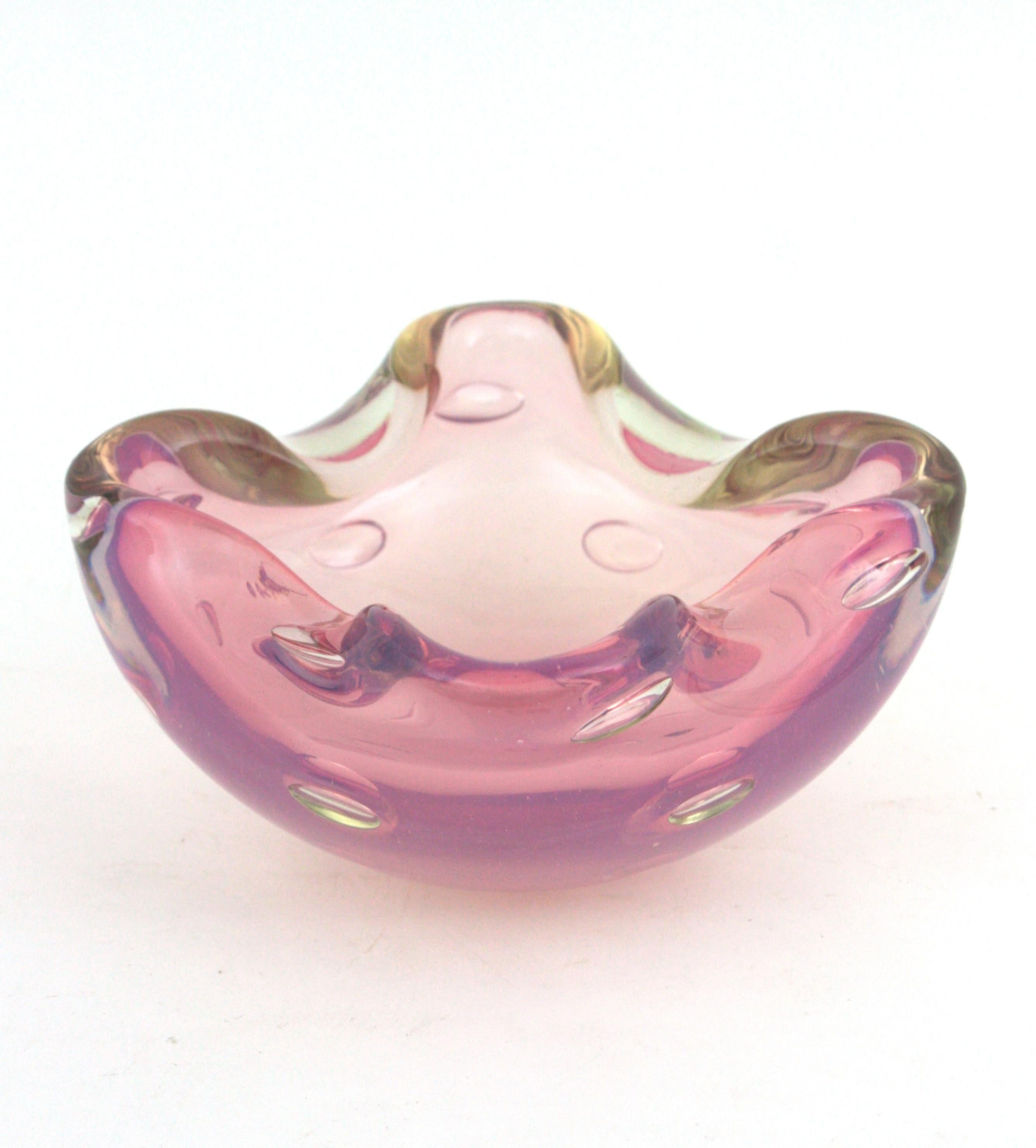 Hand-Crafted Murano Opal Pink Alabastro Air Bubbles Art Glass Bowl by Archimede Seguso For Sale