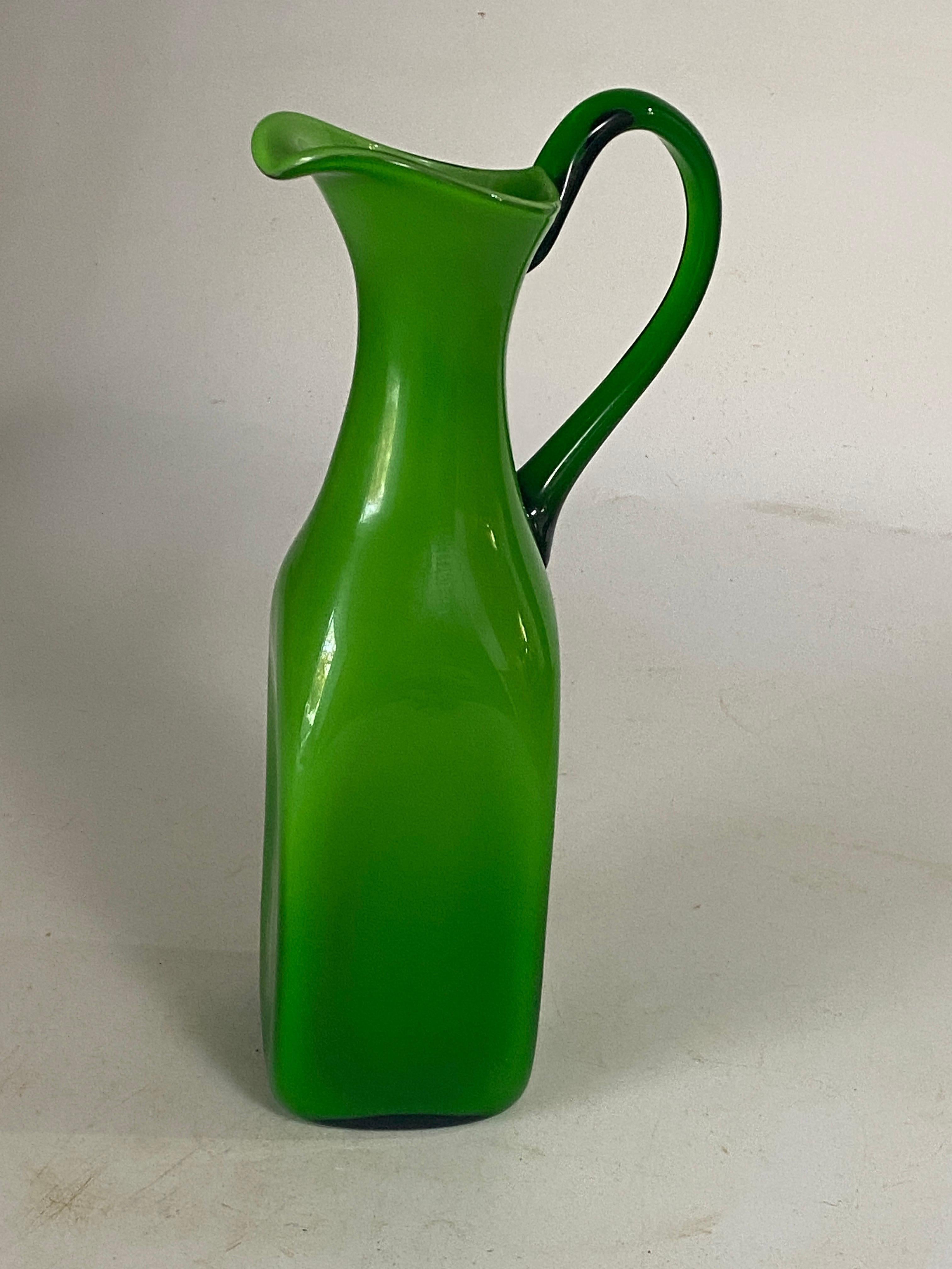 Murano Opaline and Glass  Pitcher with handle Green Color Italy In Good Condition For Sale In Auribeau sur Siagne, FR