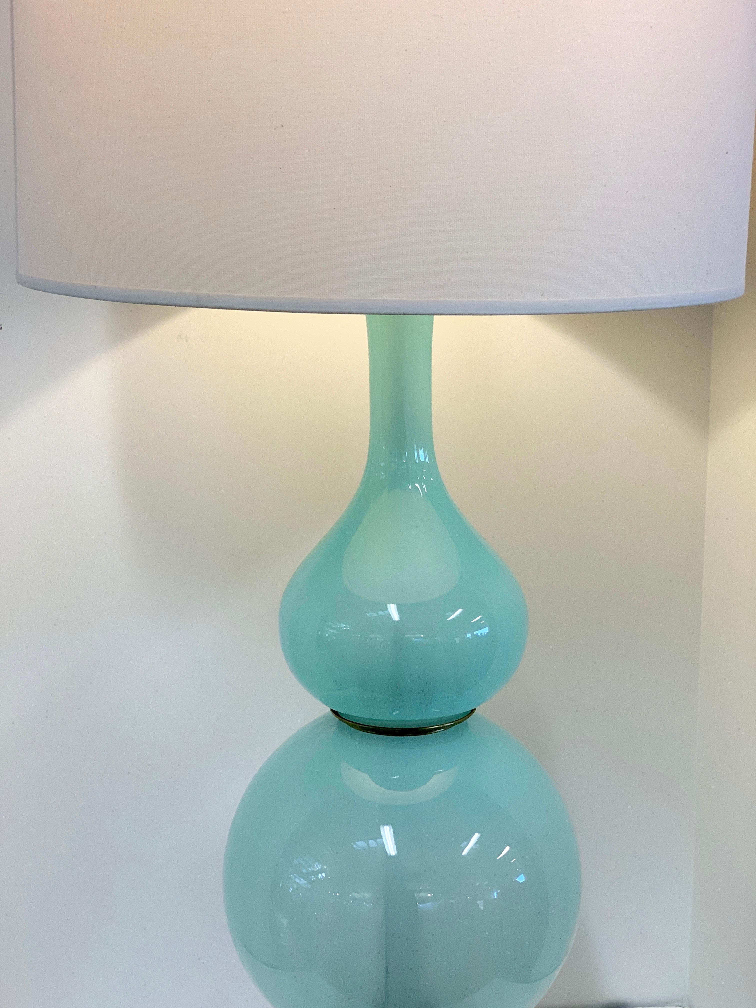 Murano Opaline Glass Lamp In Good Condition In Palm Springs, CA
